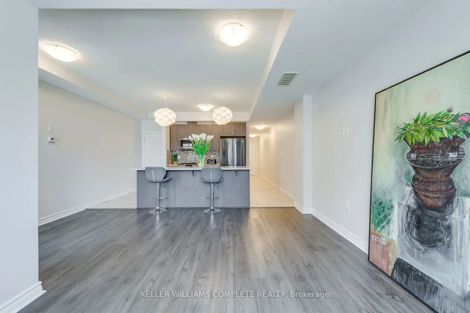445 Ontario Street S, #76