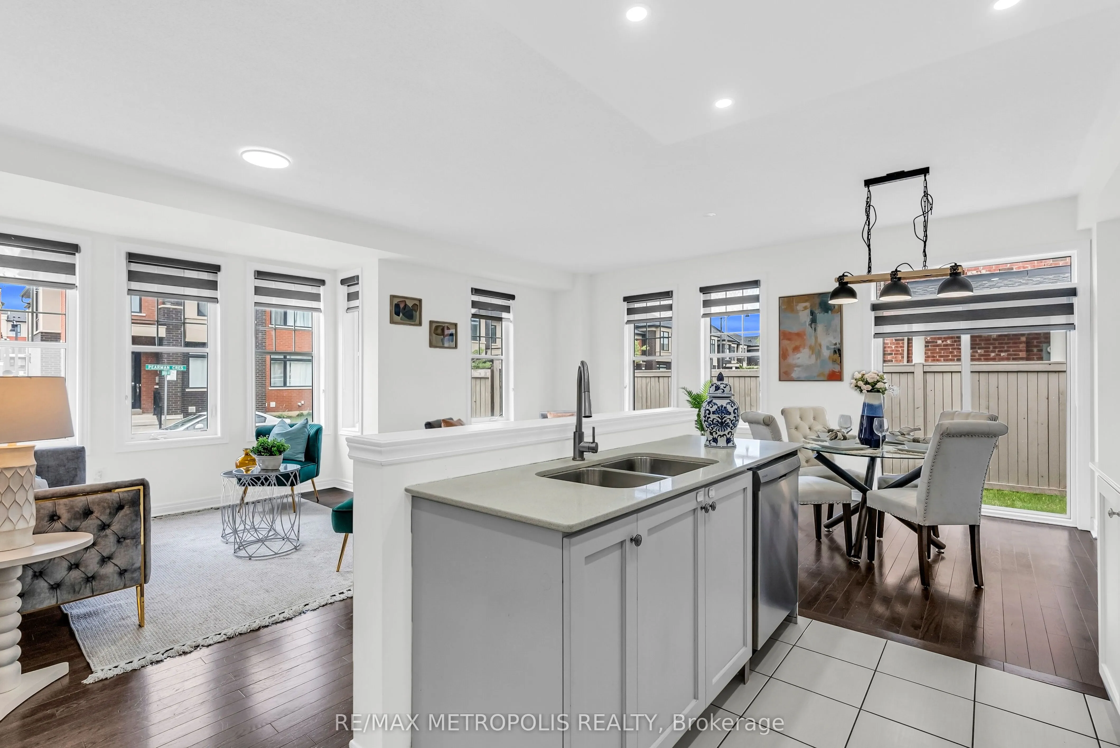 43 Pearman Crescent