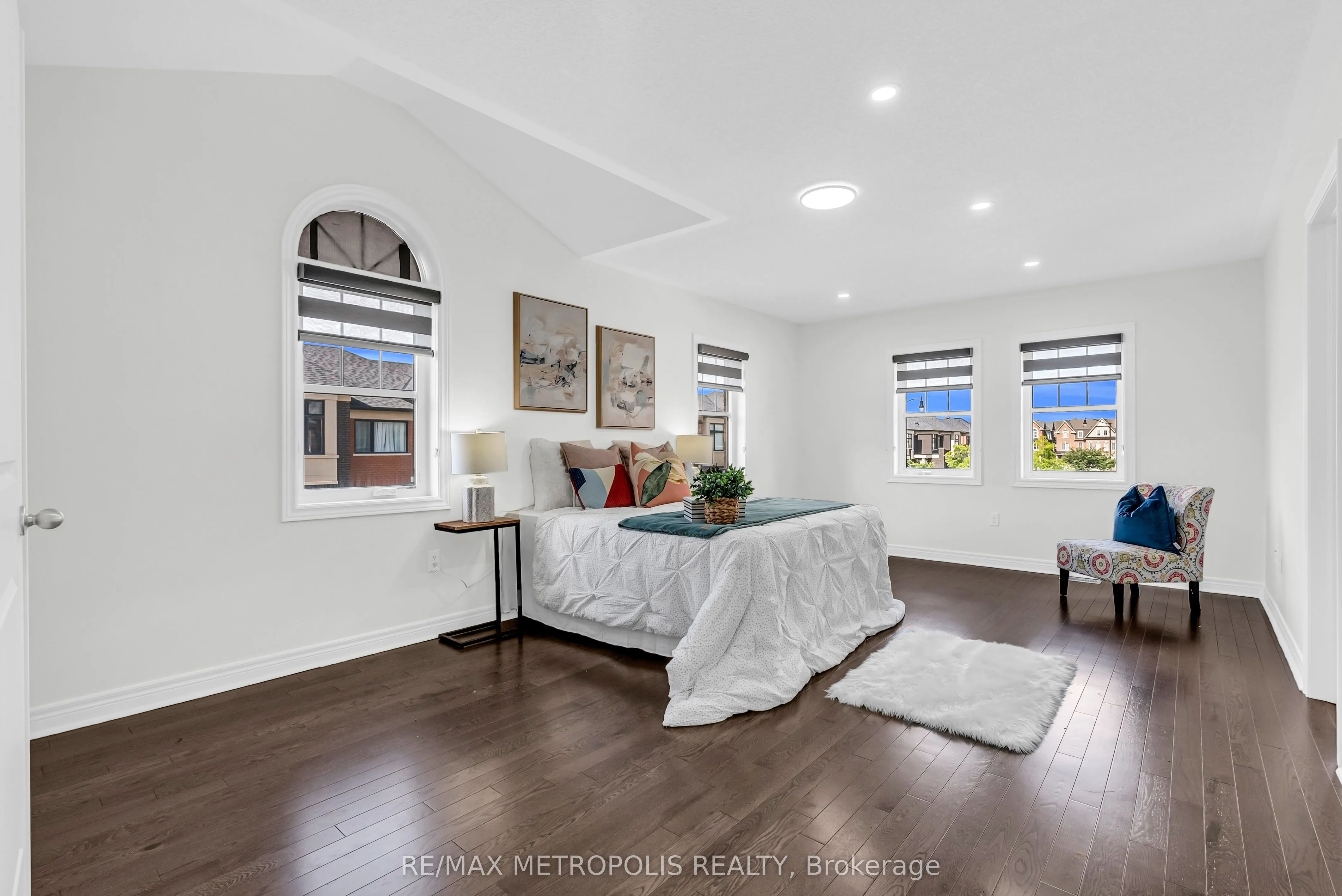 43 Pearman Crescent