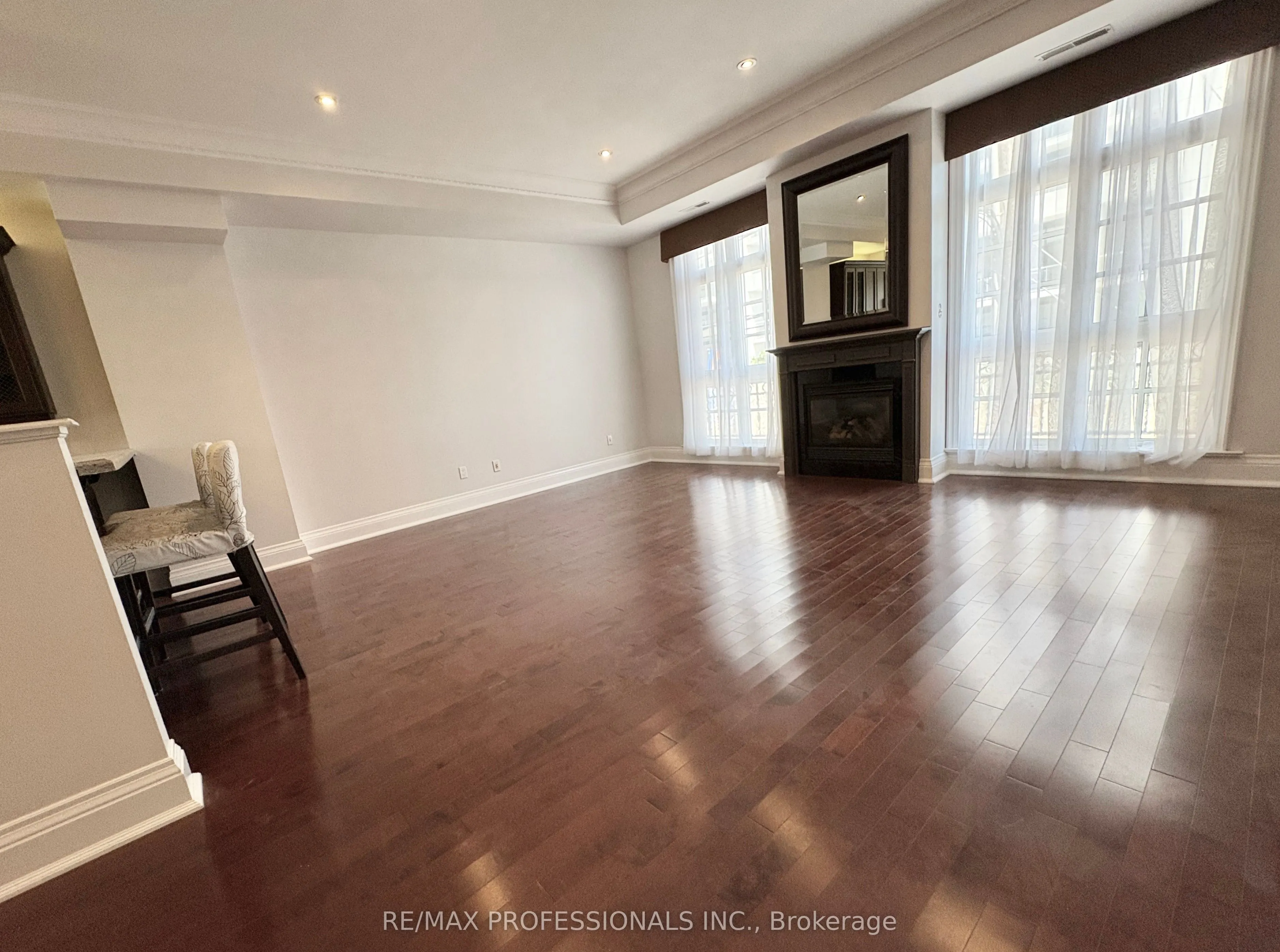 120 Bronte Road, #12