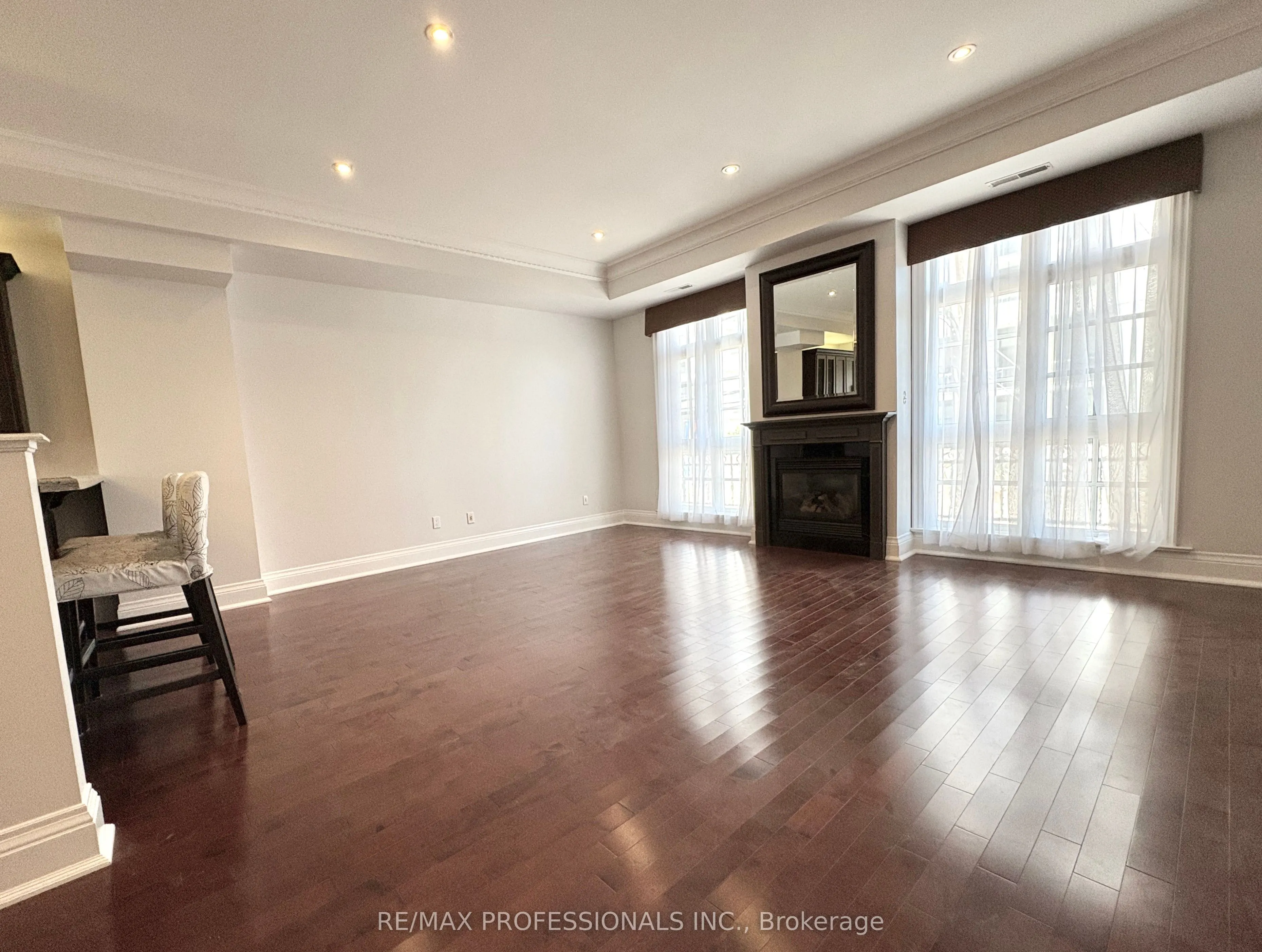 120 Bronte Road, #12