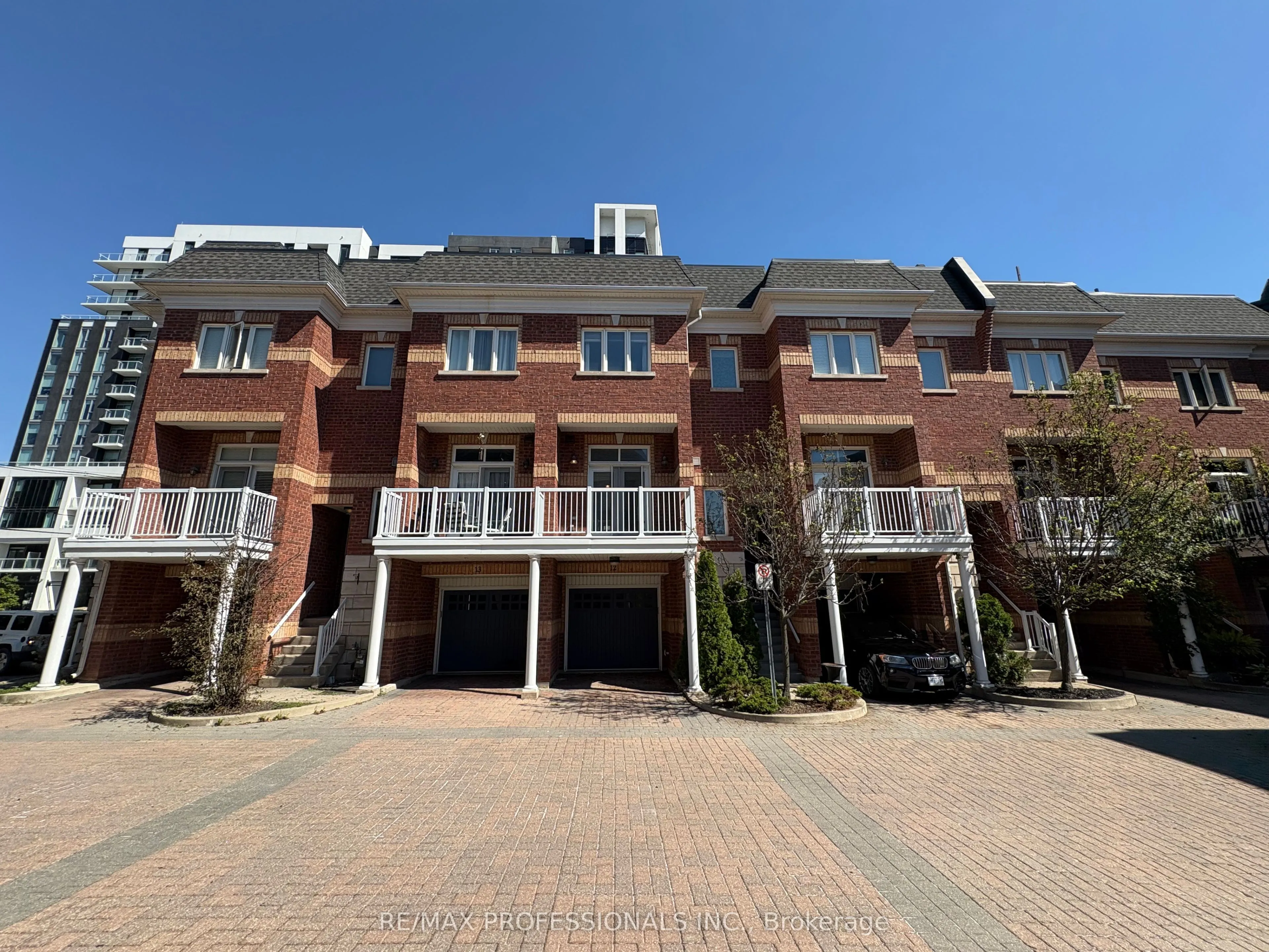 120 Bronte Road, #12