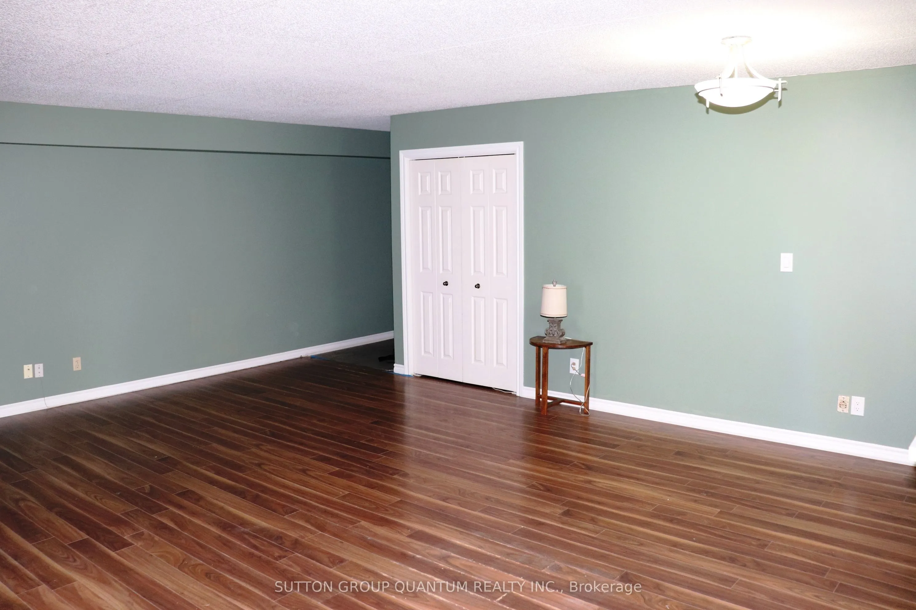 4025 Kilmer Drive N, #301