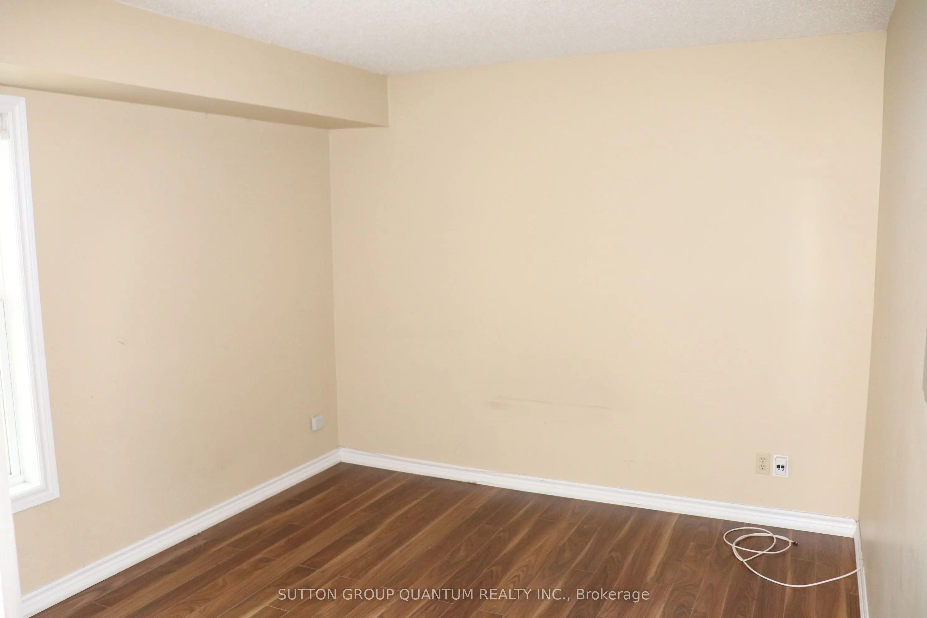 4025 Kilmer Drive N, #301