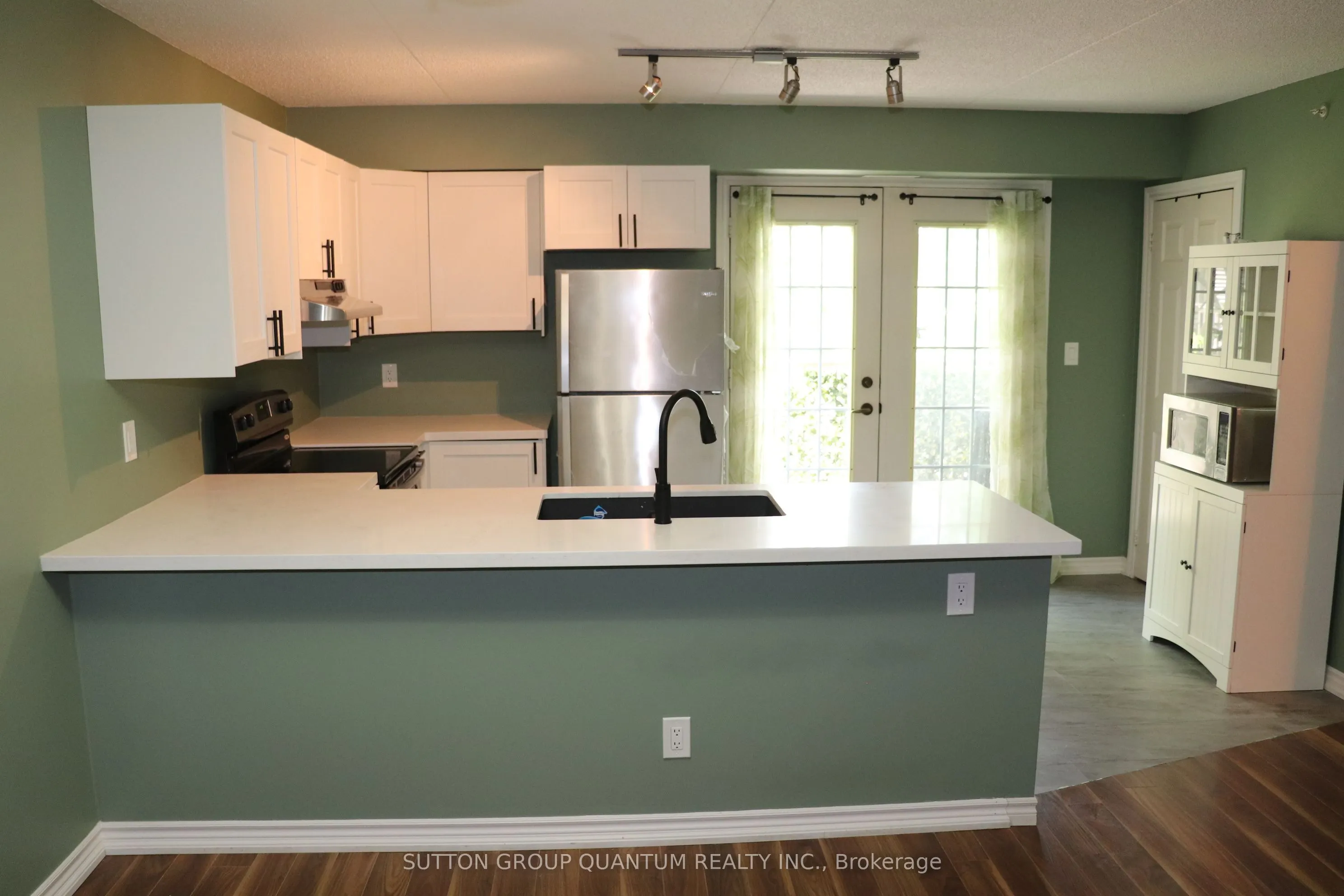 4025 Kilmer Drive N, #301