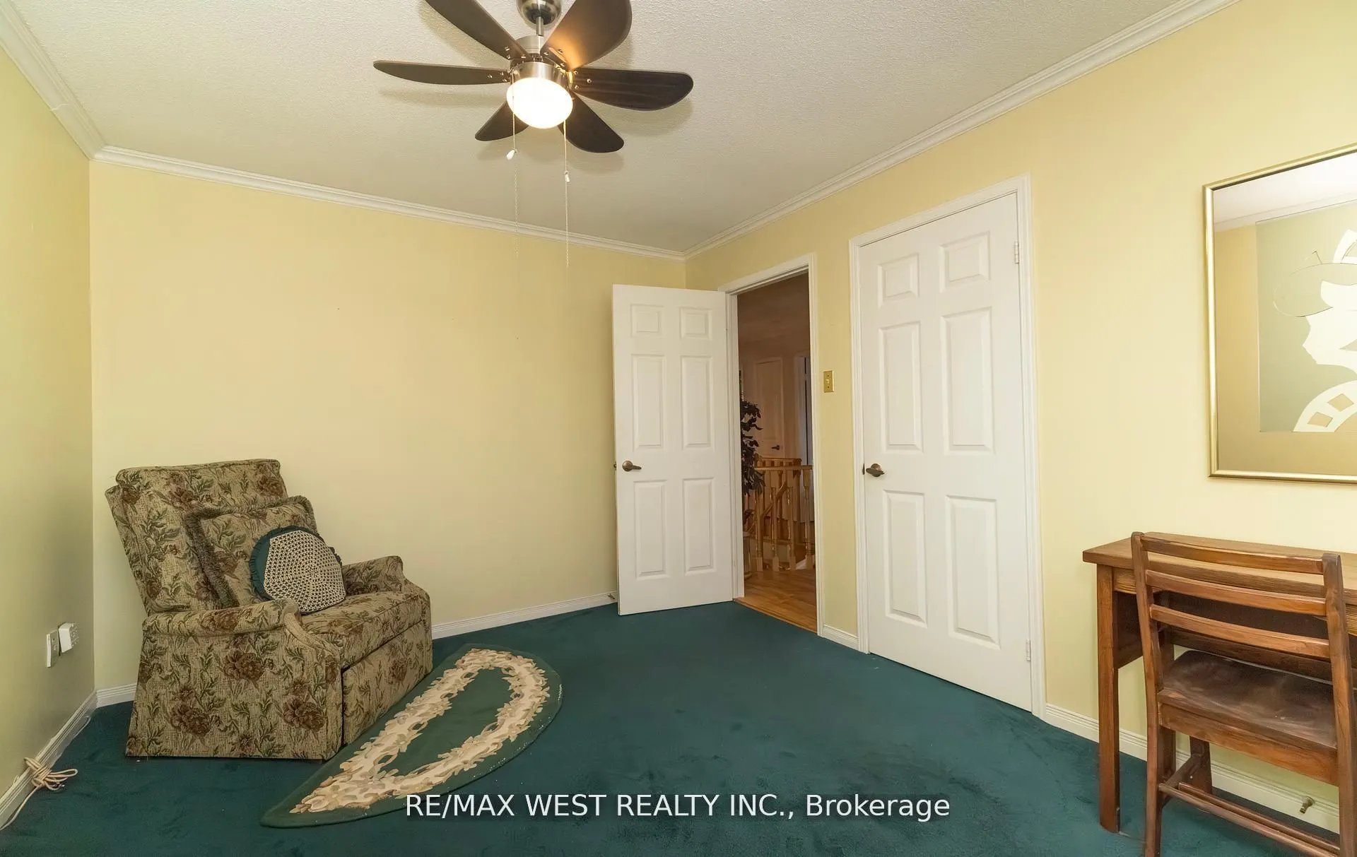 52 Amantine Crescent