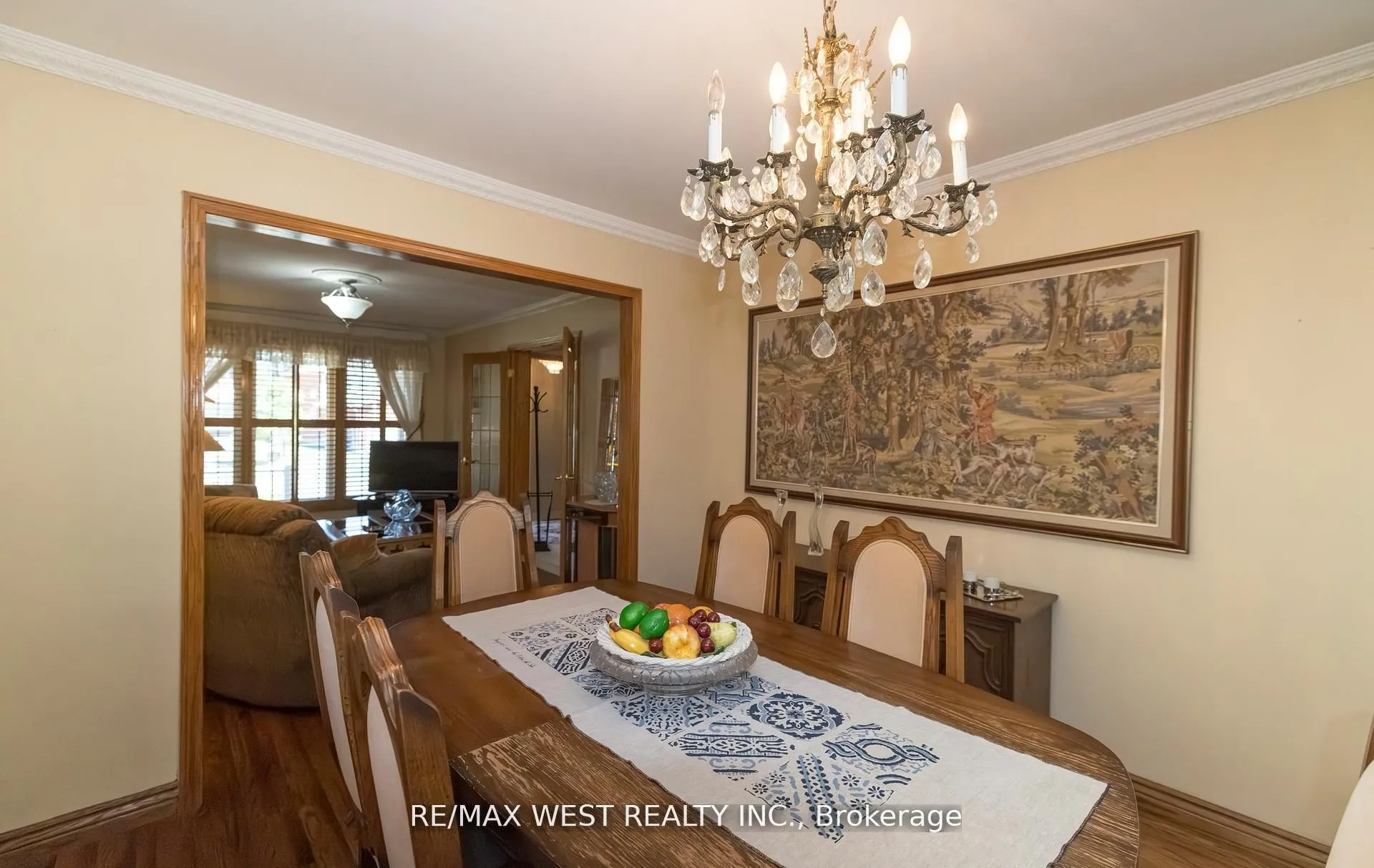52 Amantine Crescent