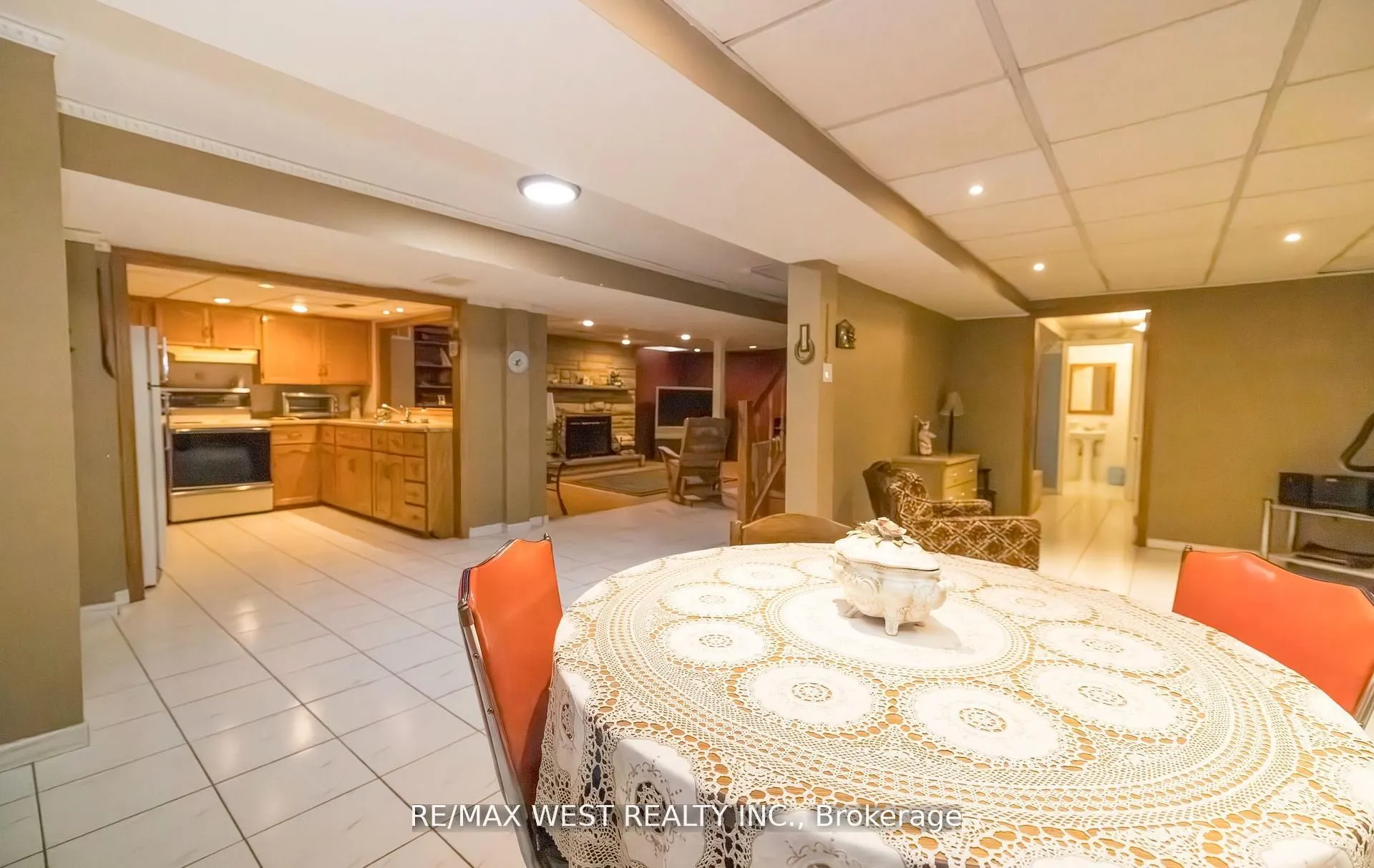 52 Amantine Crescent