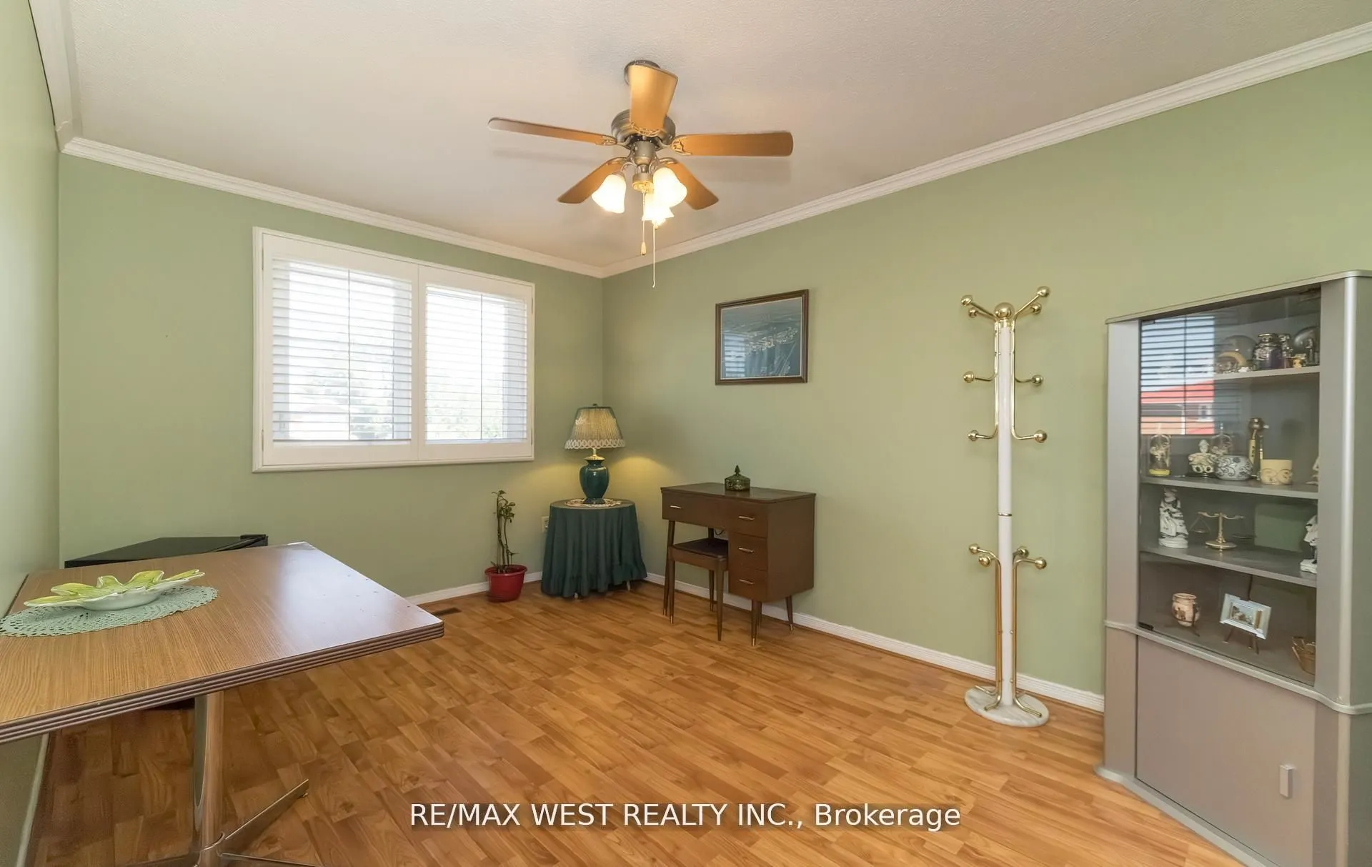 52 Amantine Crescent
