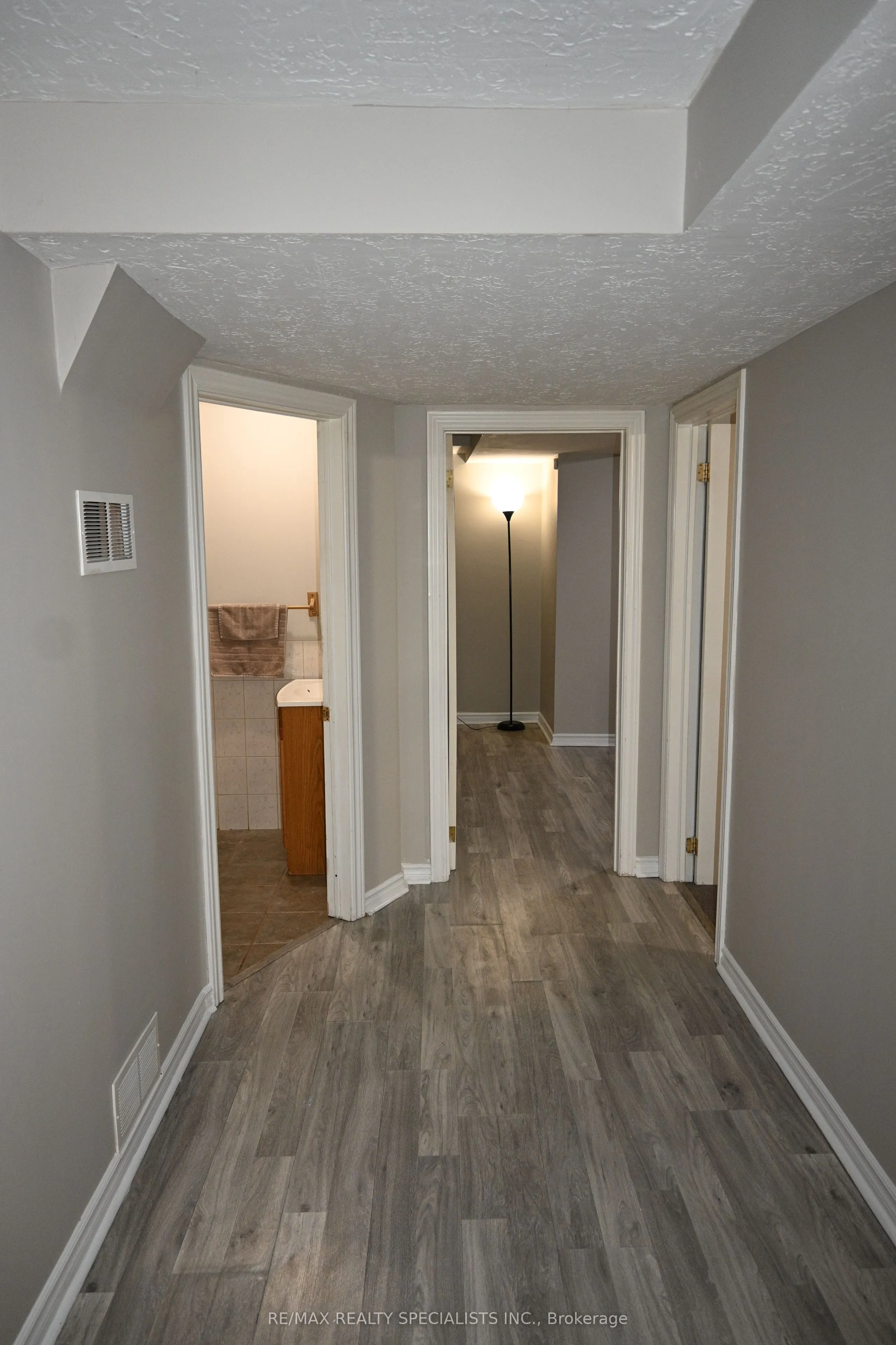 824 Ledbury Crescent, #Bsmt