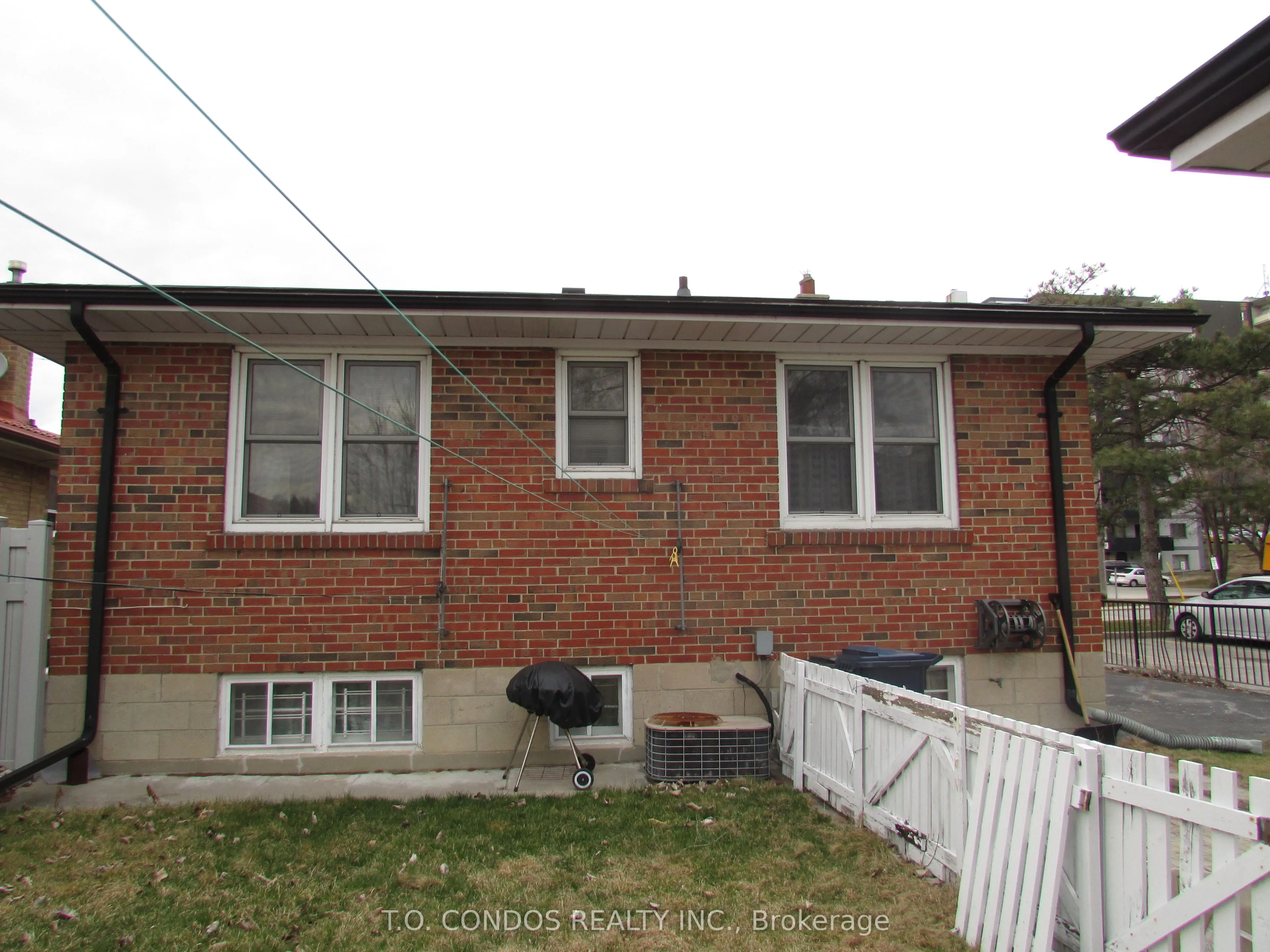 21 Black Creek Boulevard