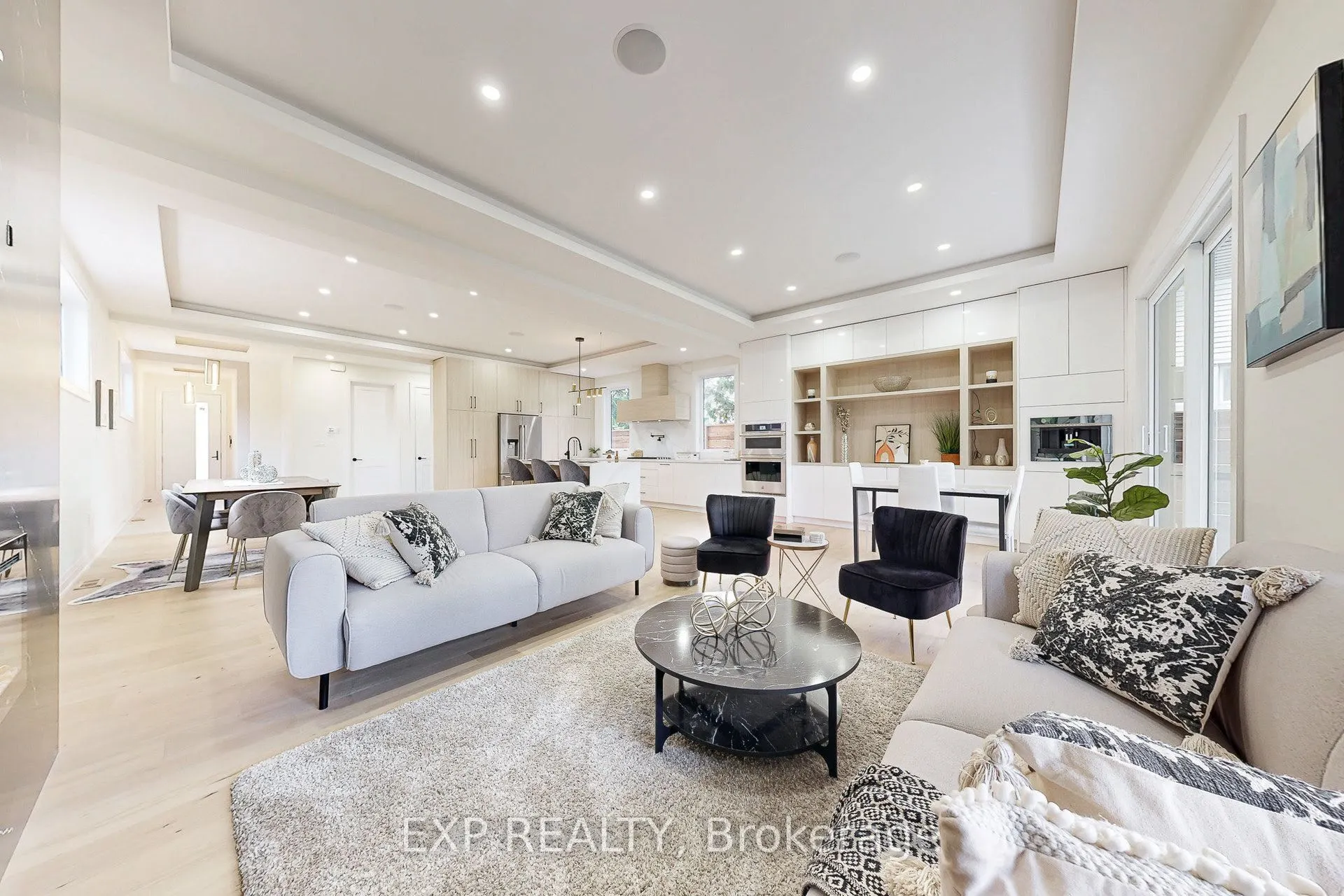 768 Montbeck Crescent