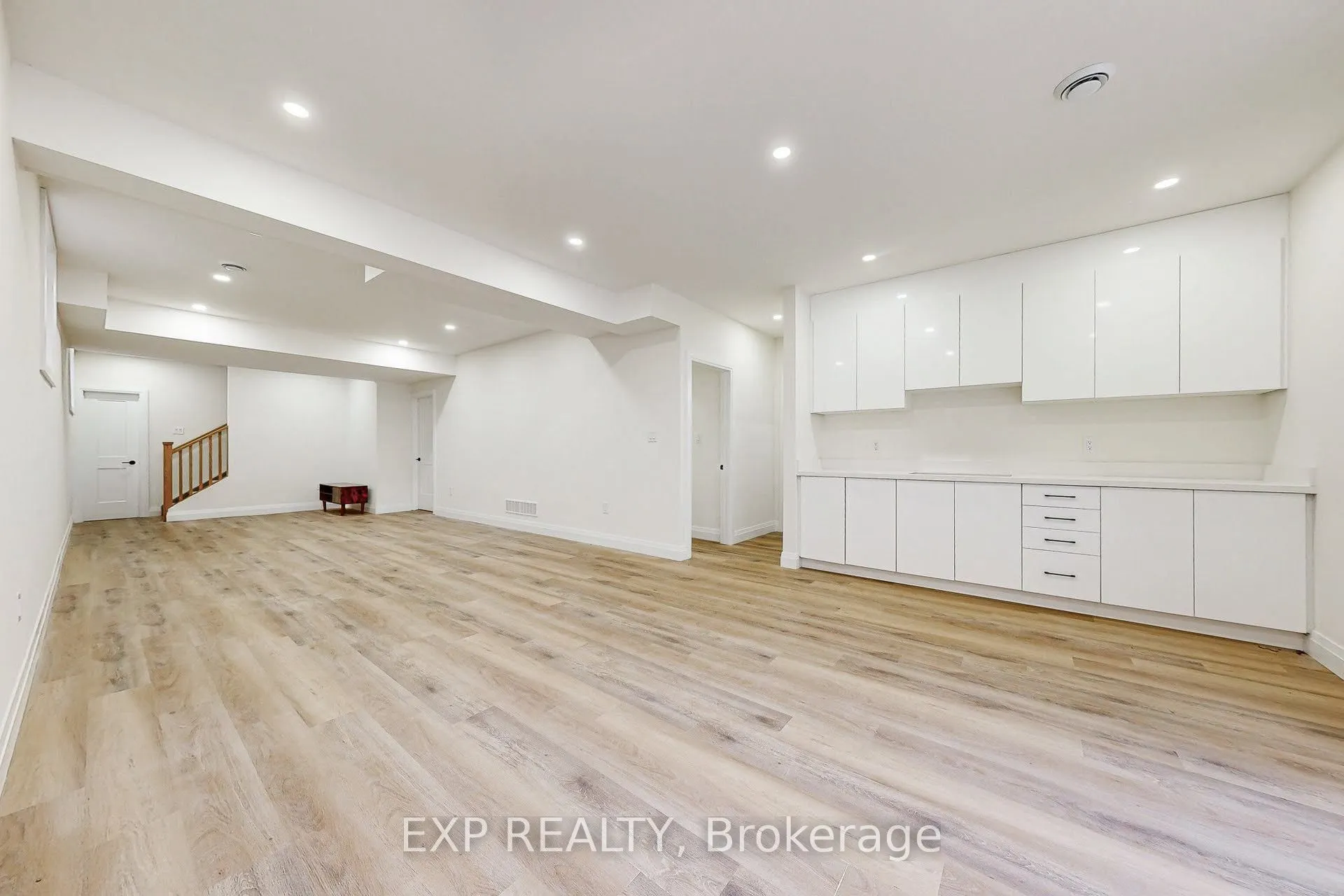 768 Montbeck Crescent