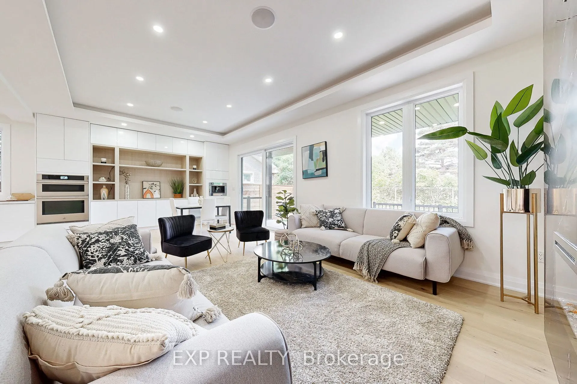 768 Montbeck Crescent