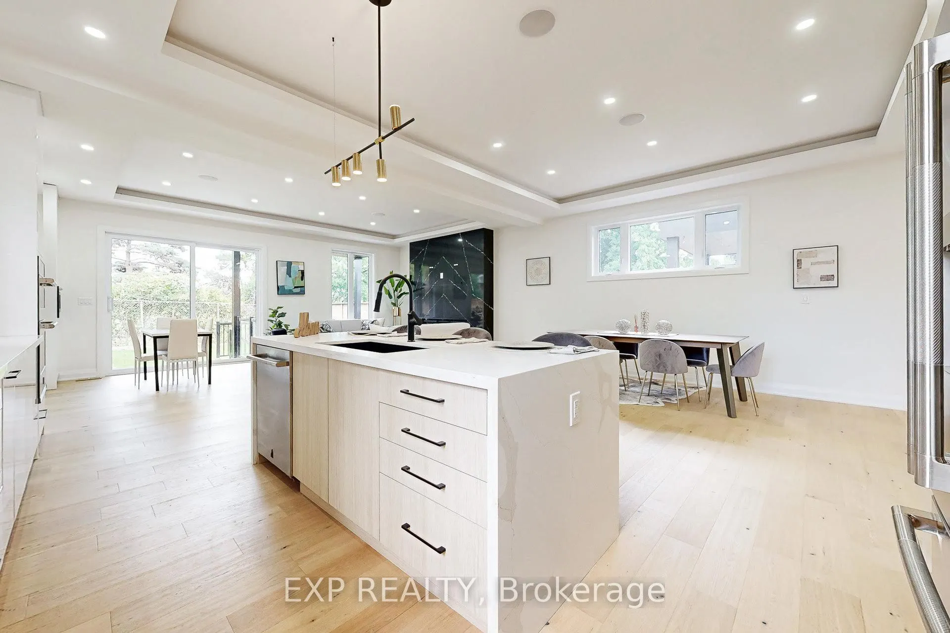 768 Montbeck Crescent