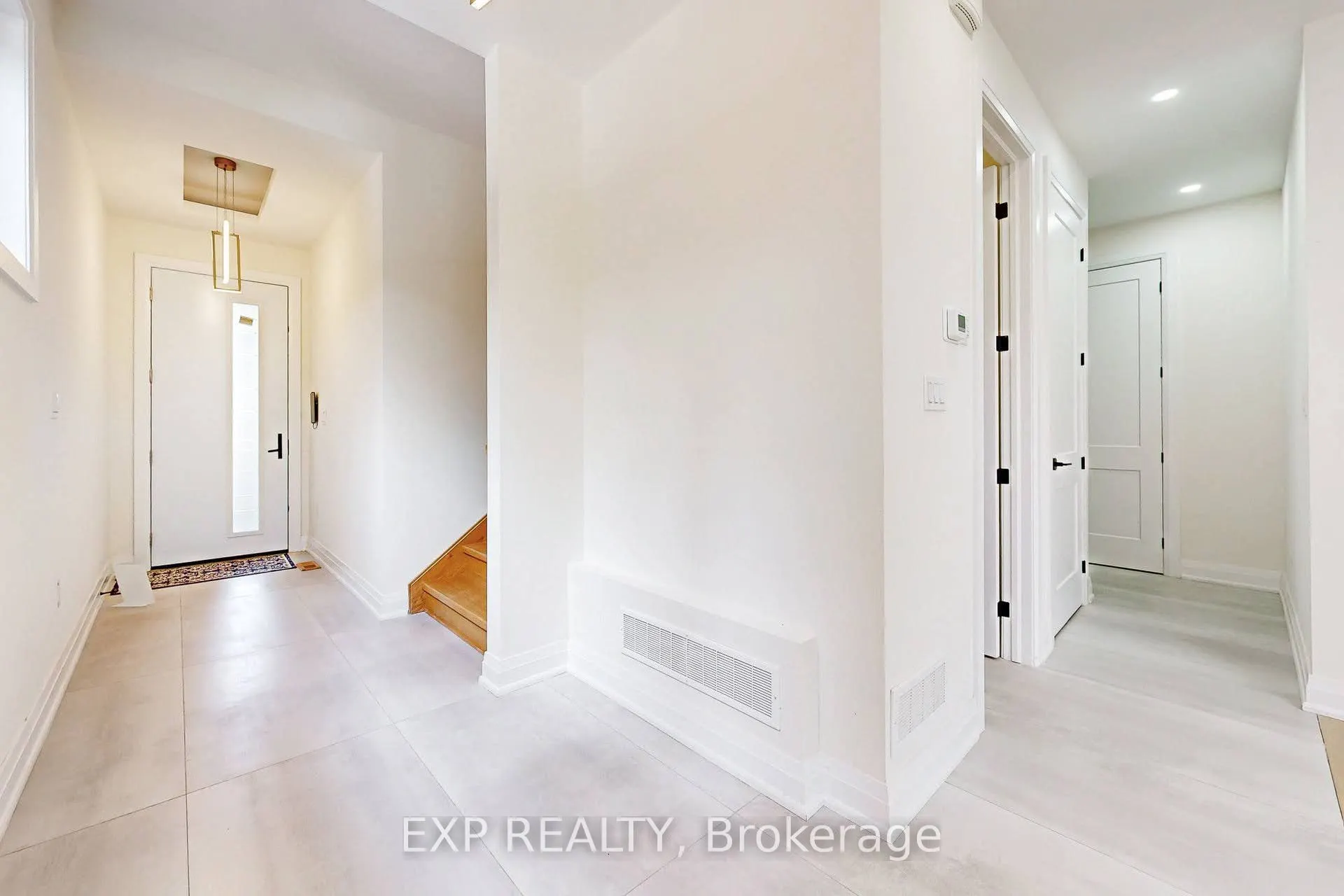768 Montbeck Crescent