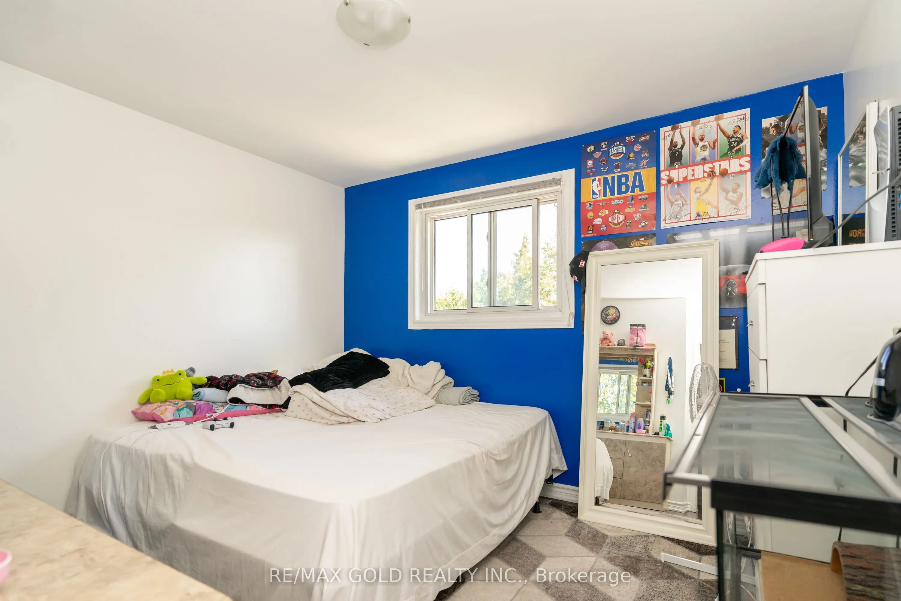 7563 Langworthy Drive