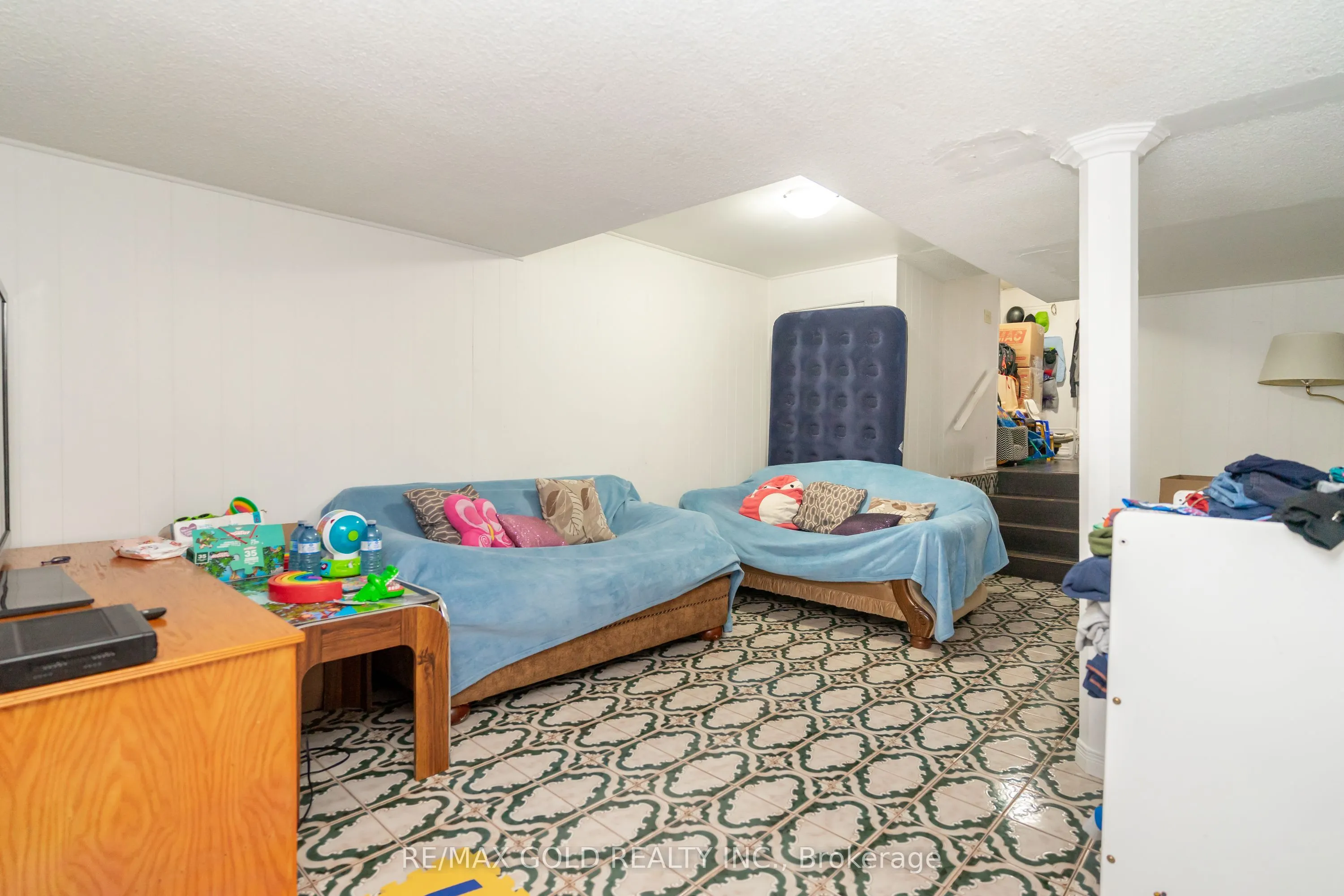 7563 Langworthy Drive