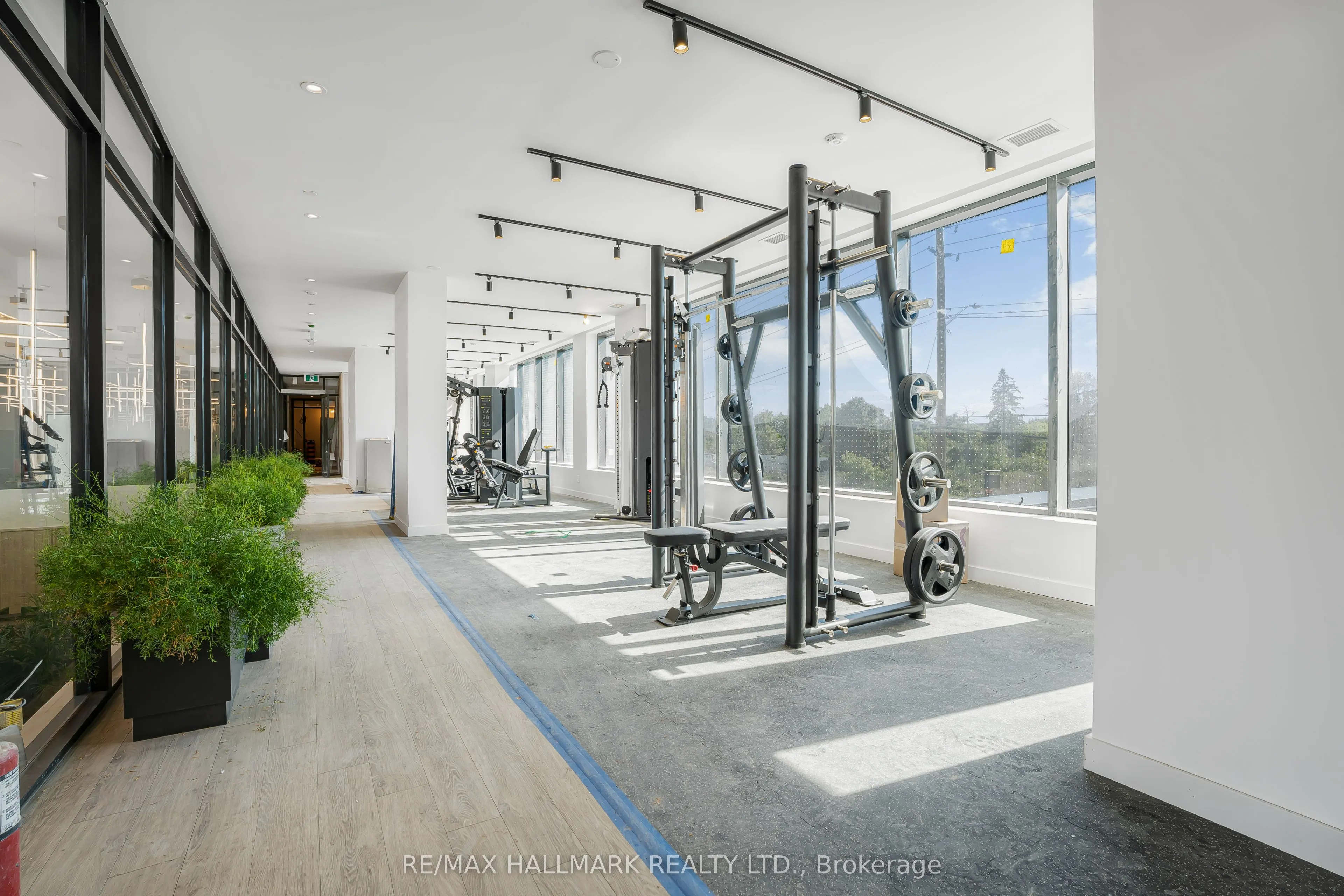 3079 Trafalgar Road, #804