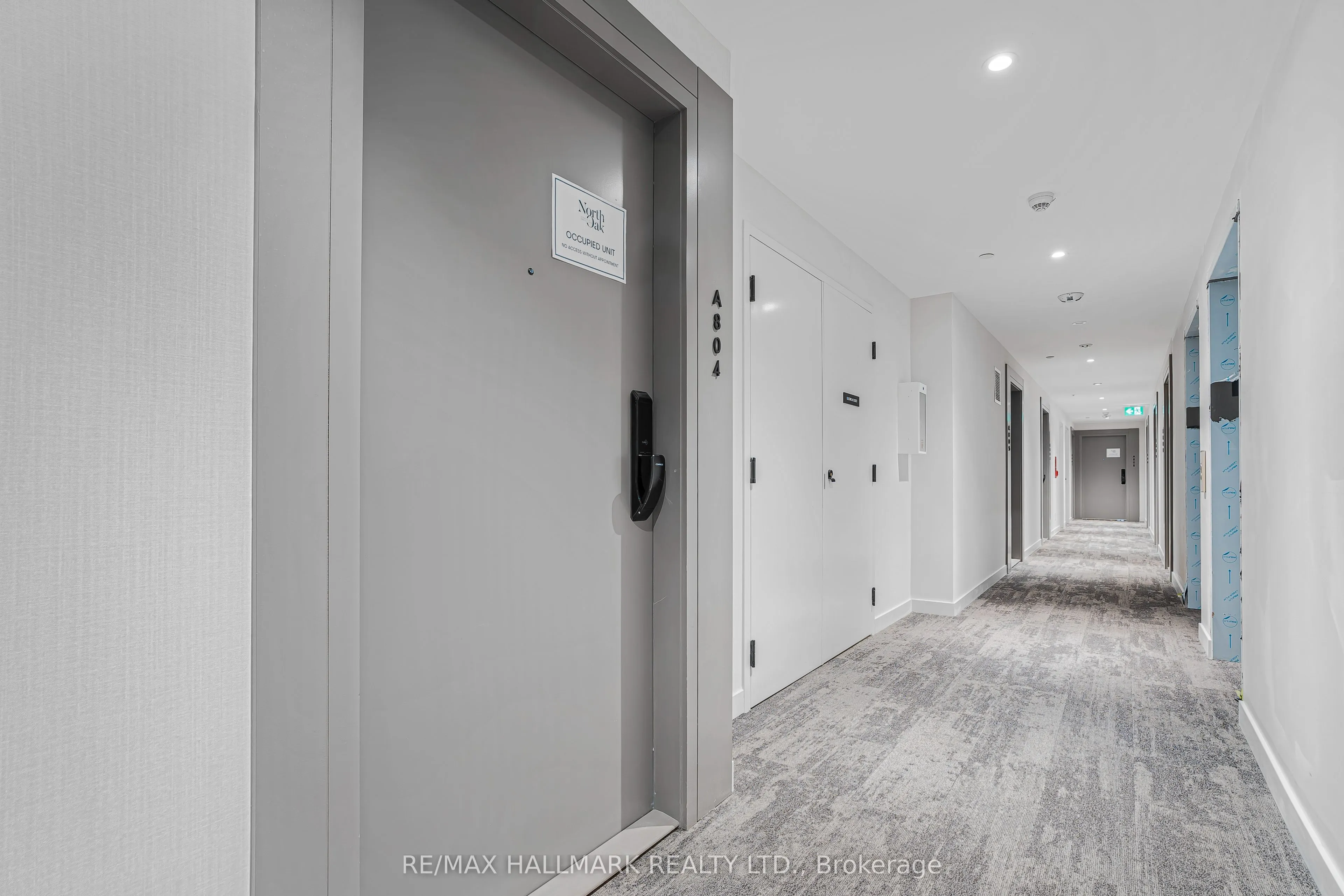 3079 Trafalgar Road, #804