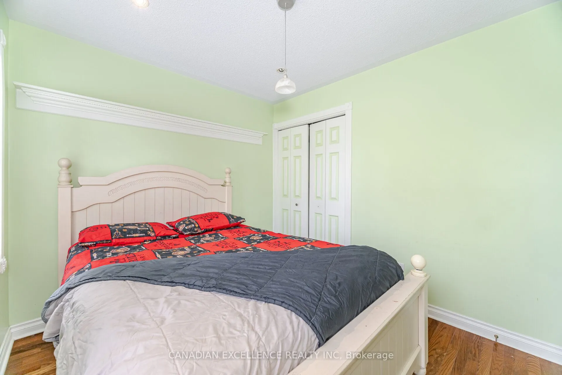 5564 Bridgeport Gate