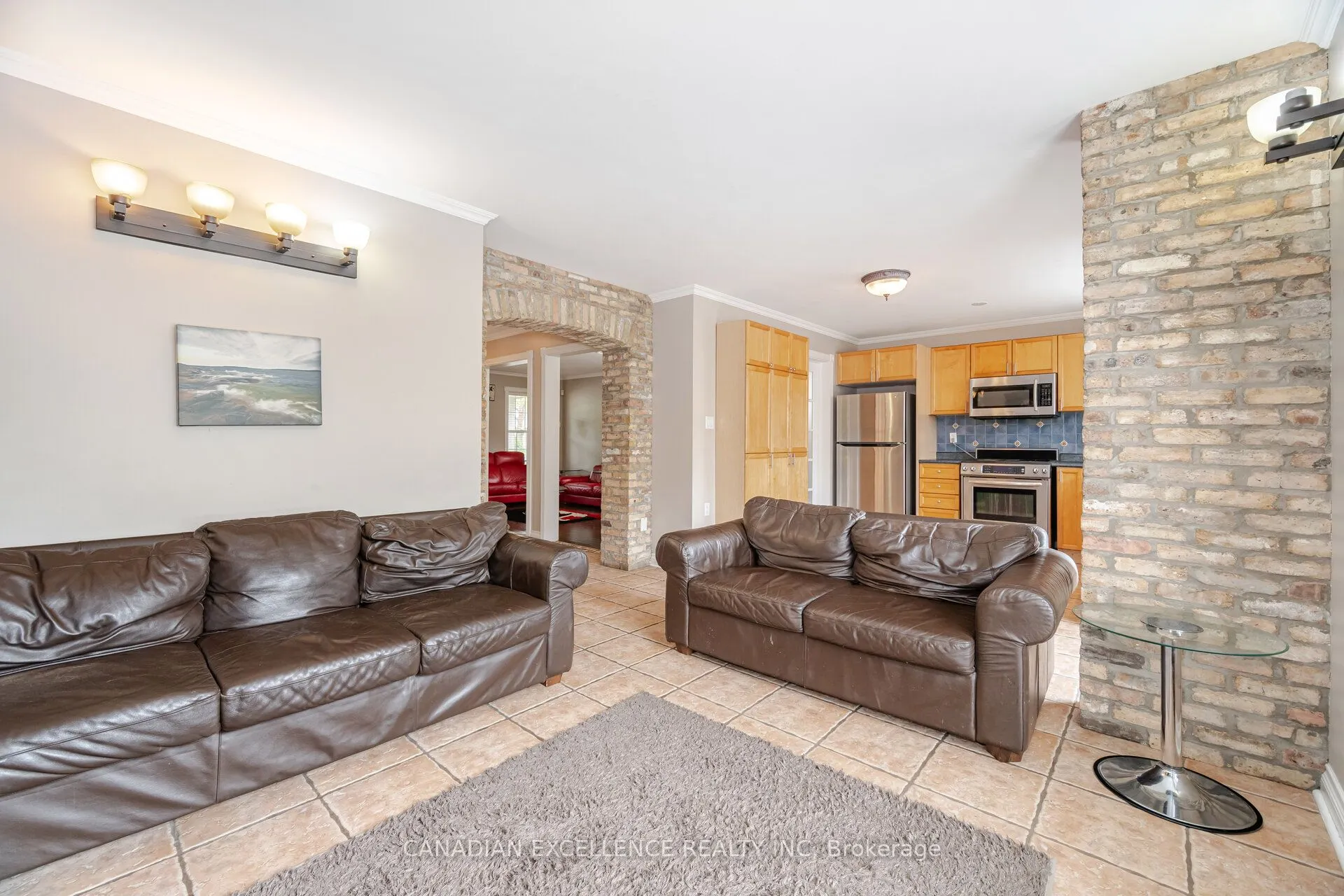 5564 Bridgeport Gate