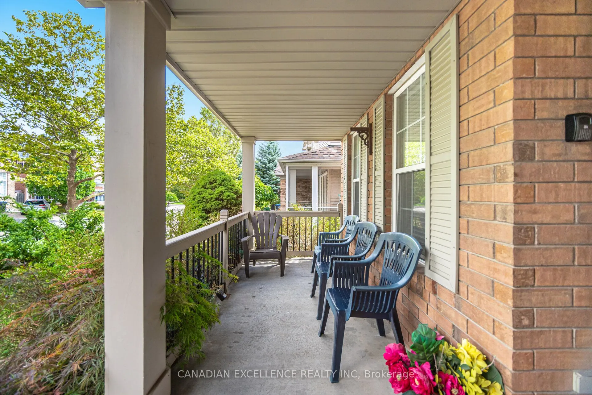 5564 Bridgeport Gate