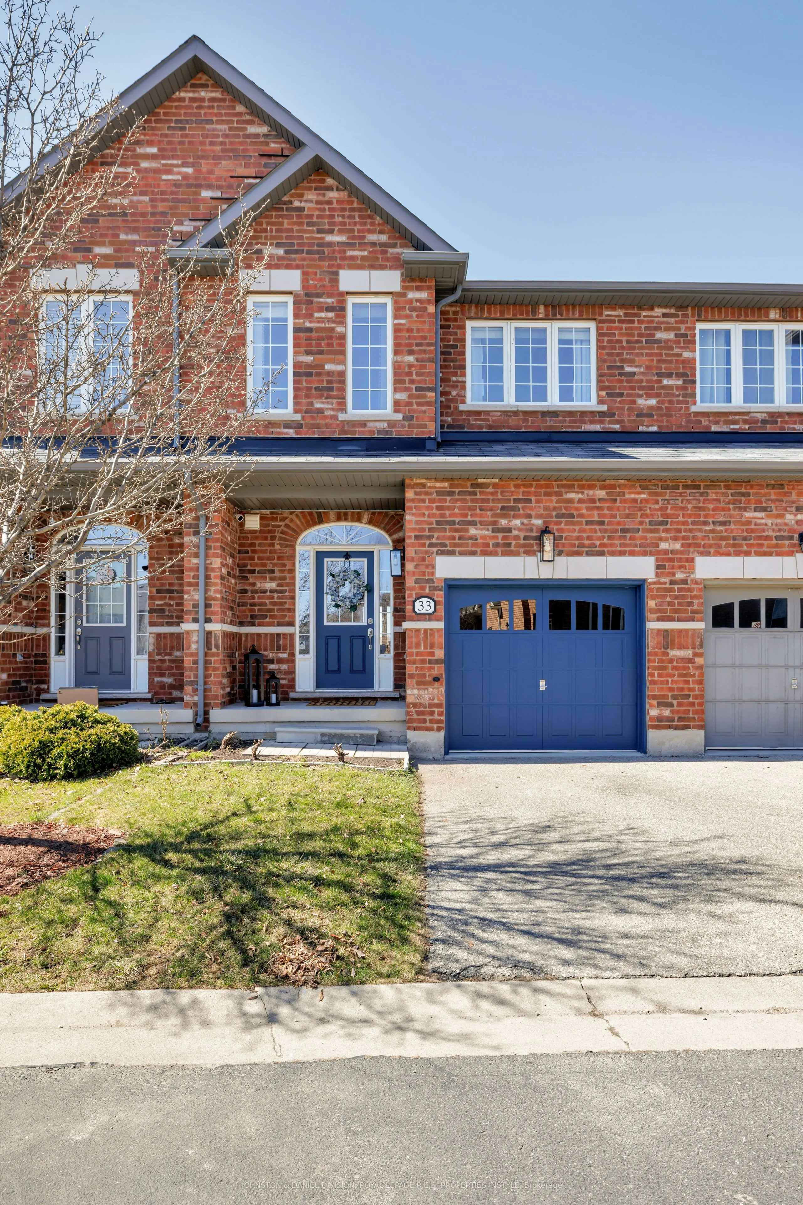 651 Farmstead Drive, #33