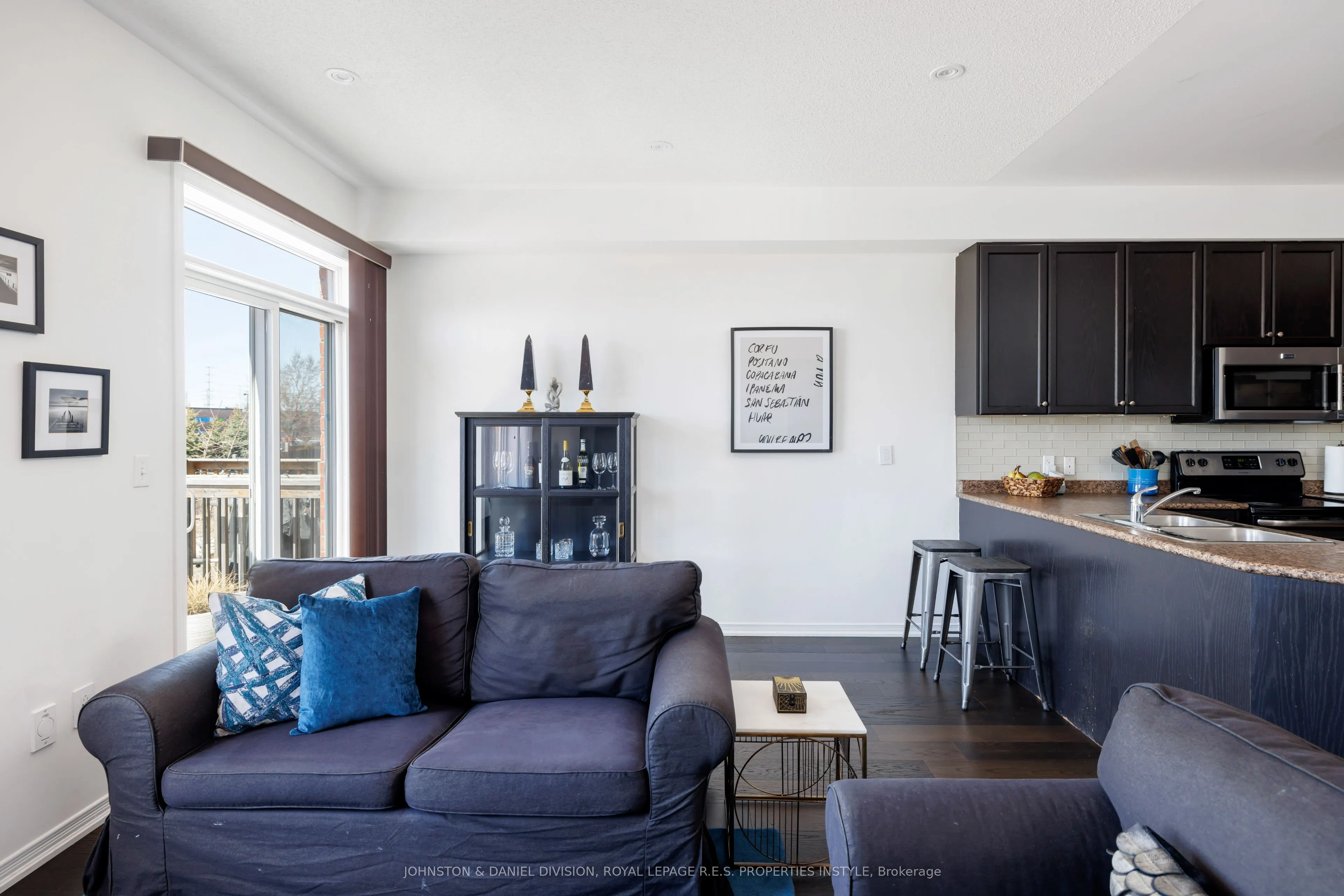 651 Farmstead Drive, #33