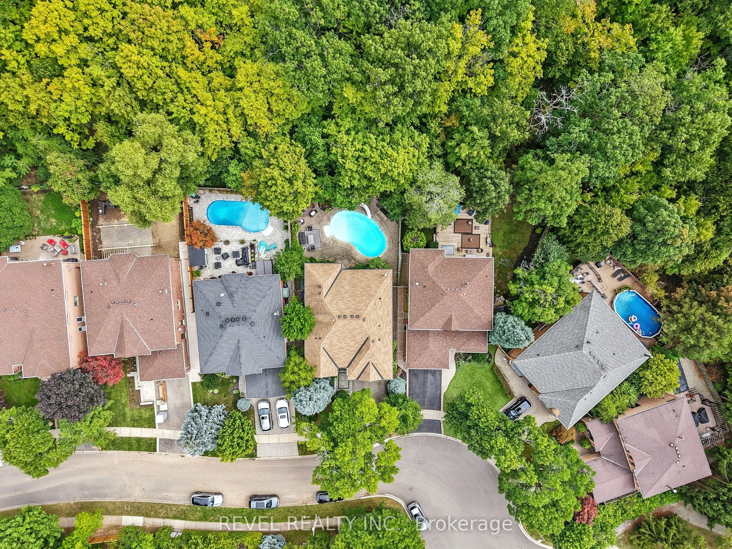 1251 WHITE Lane