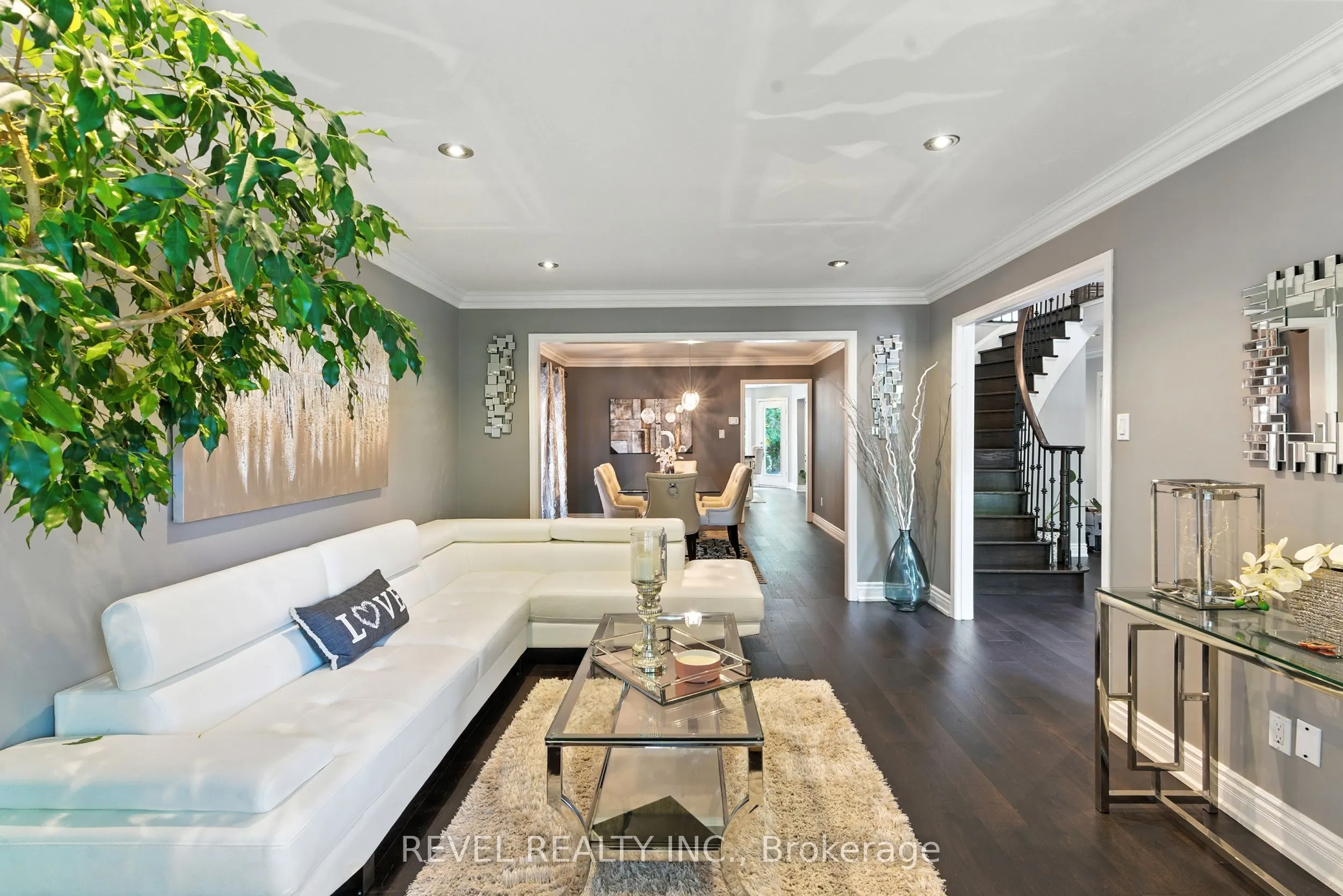 1251 WHITE Lane