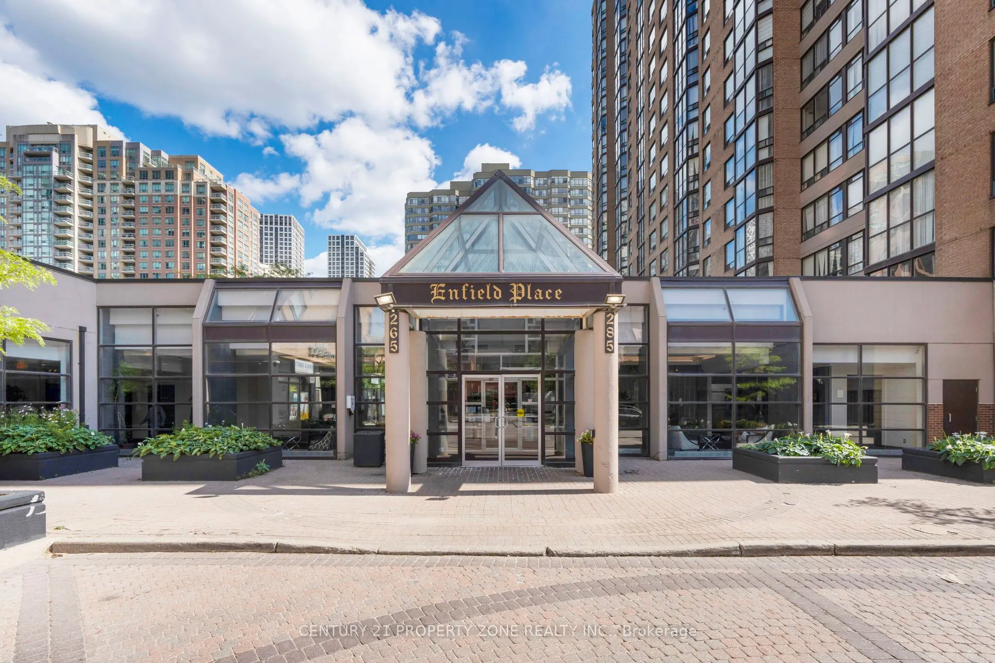 285 Enfield Place, #1911