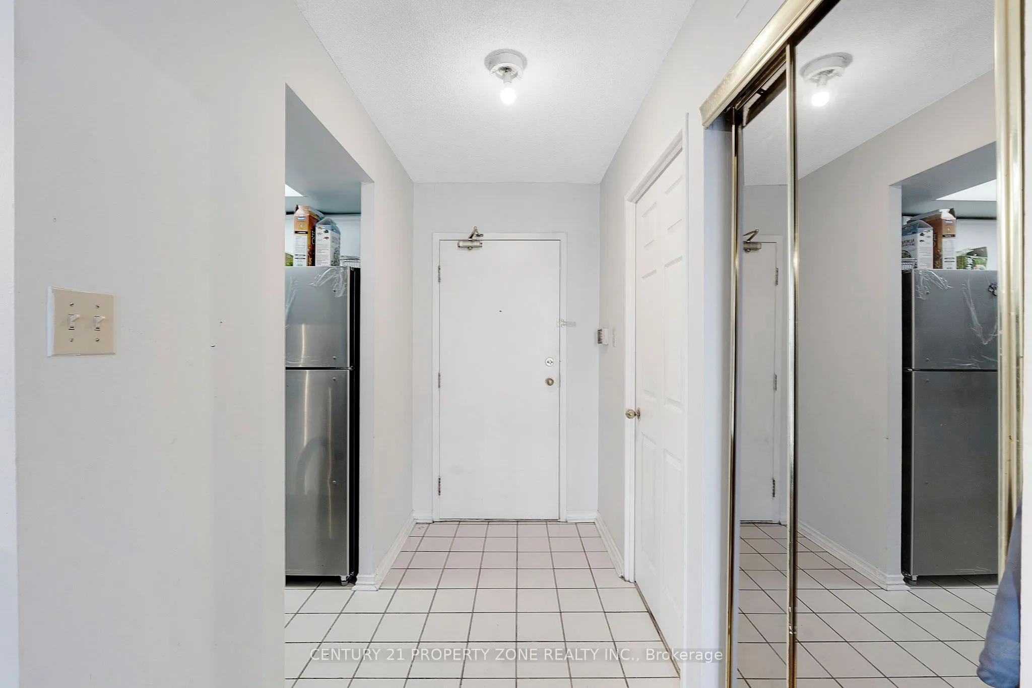 285 Enfield Place, #1911