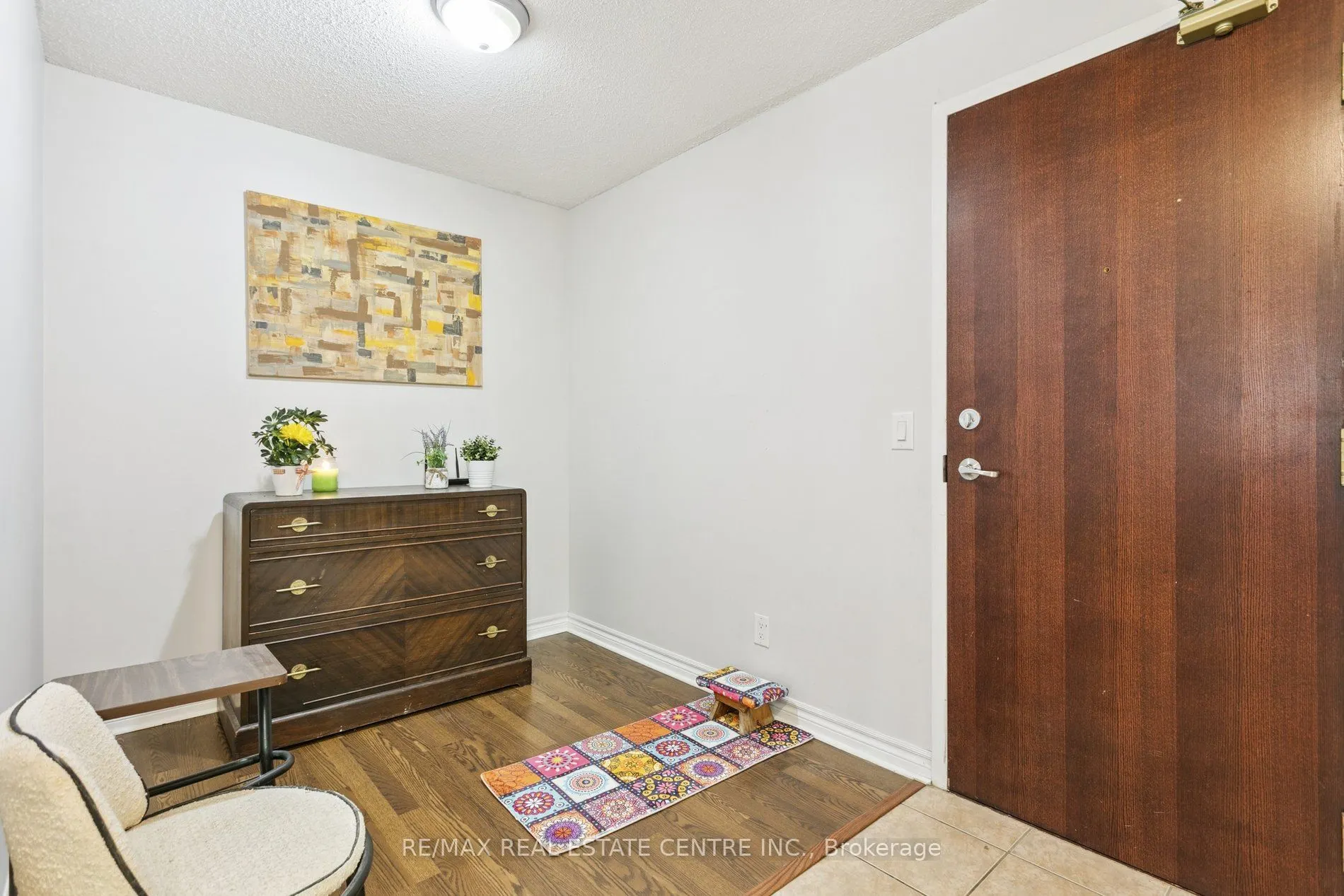 5 Michael Power Place, #304