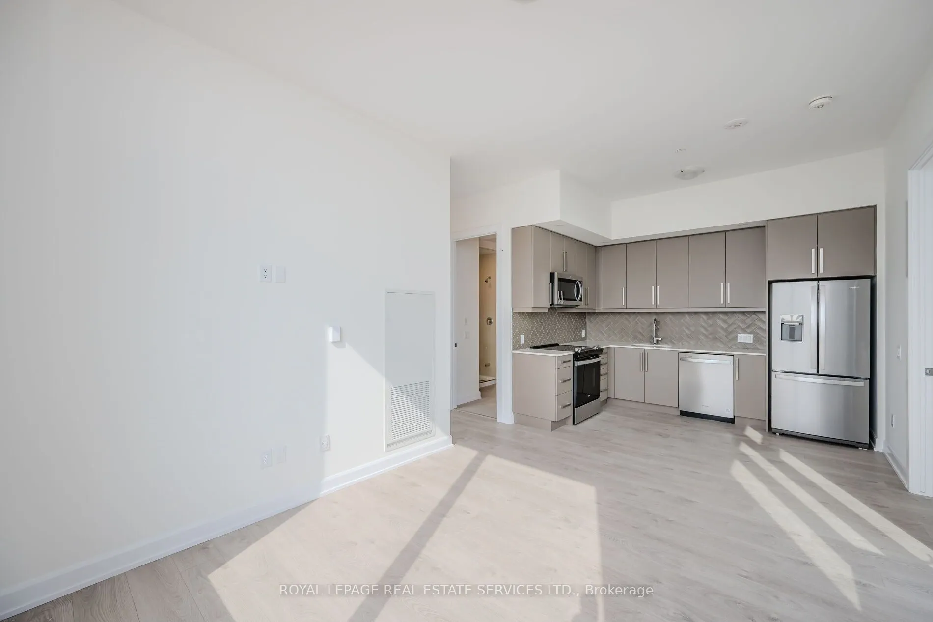 3220 William Coltson Avenue, #2201