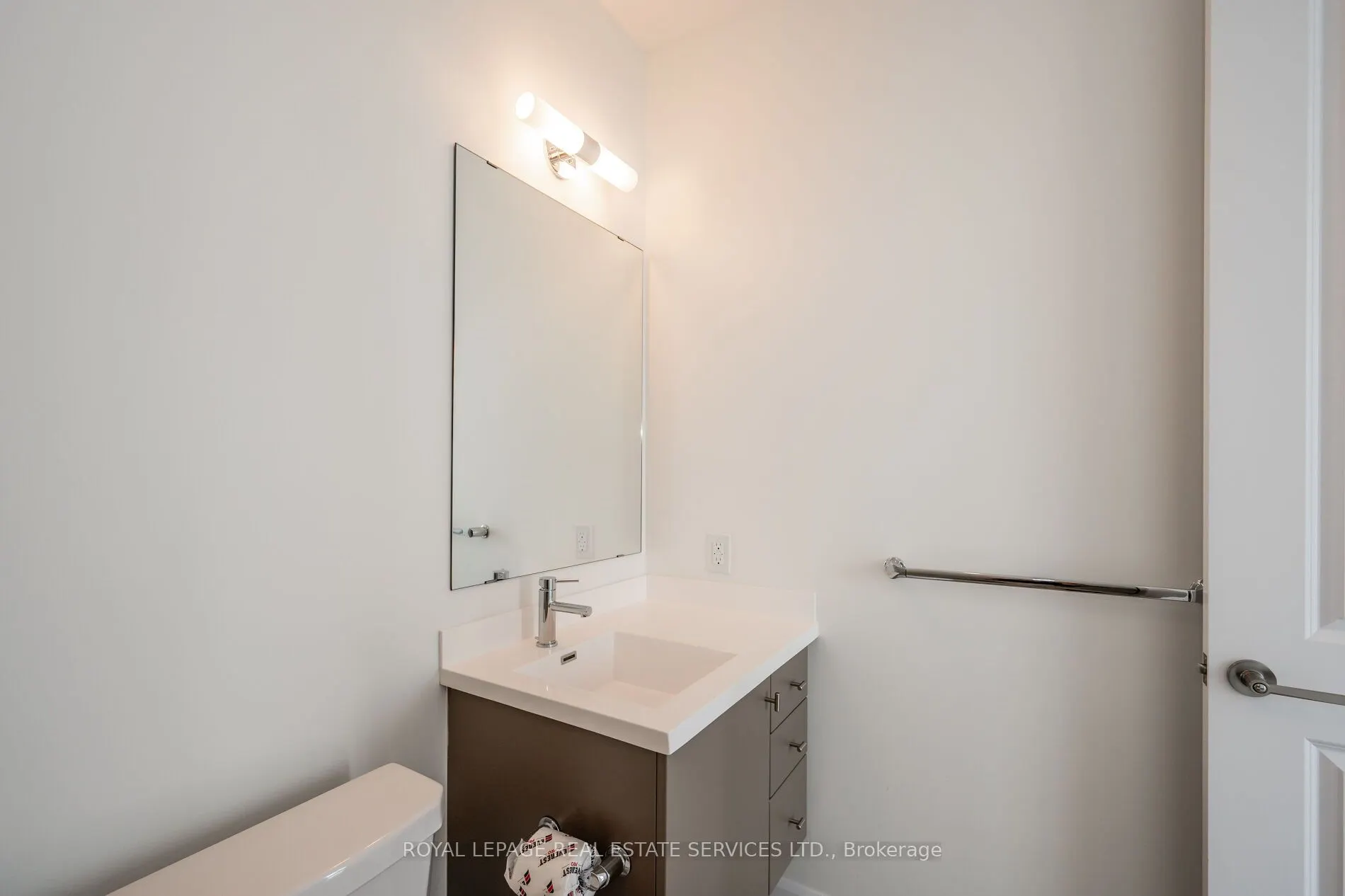 3220 William Coltson Avenue, #2201