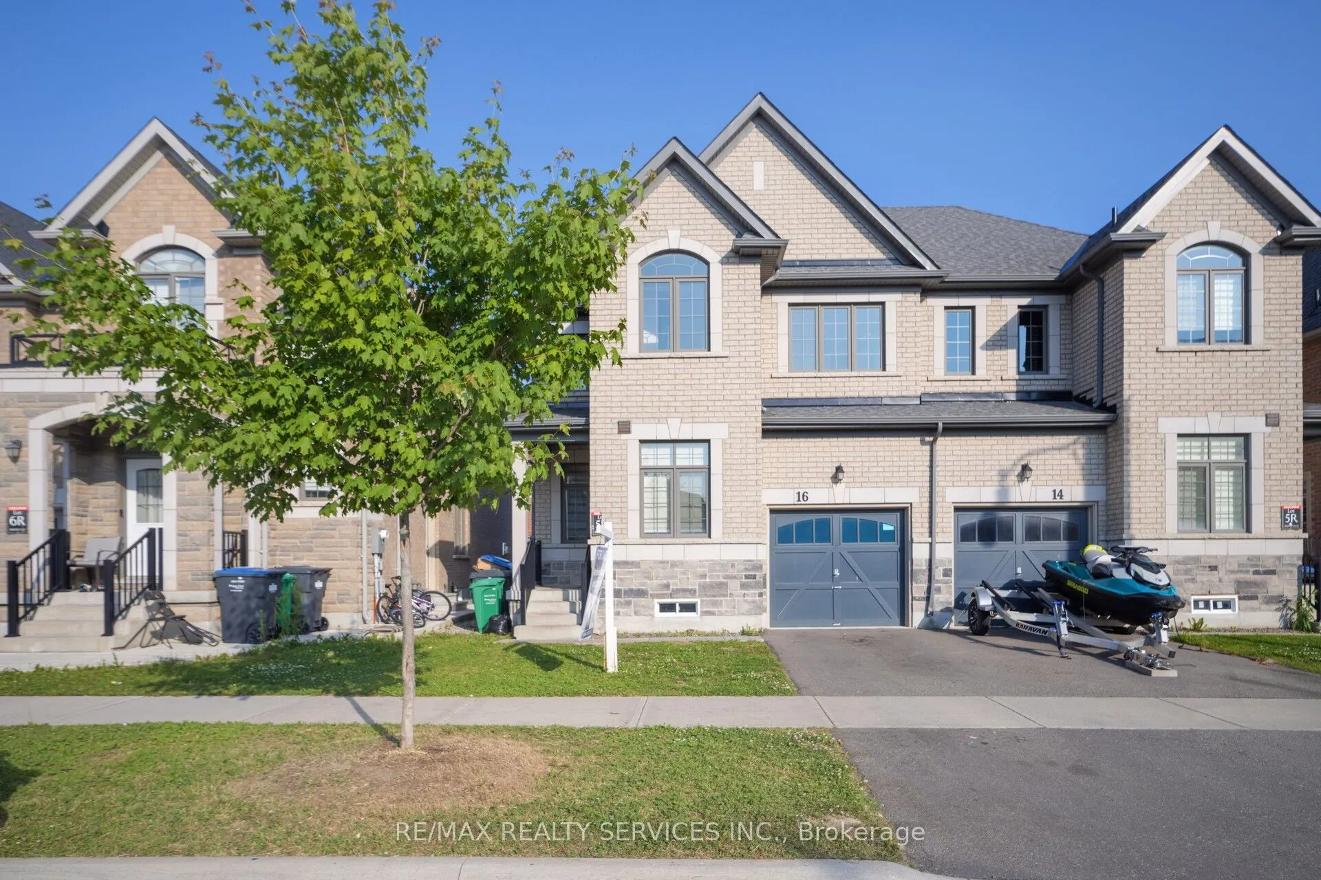 16 Dolobram Trail