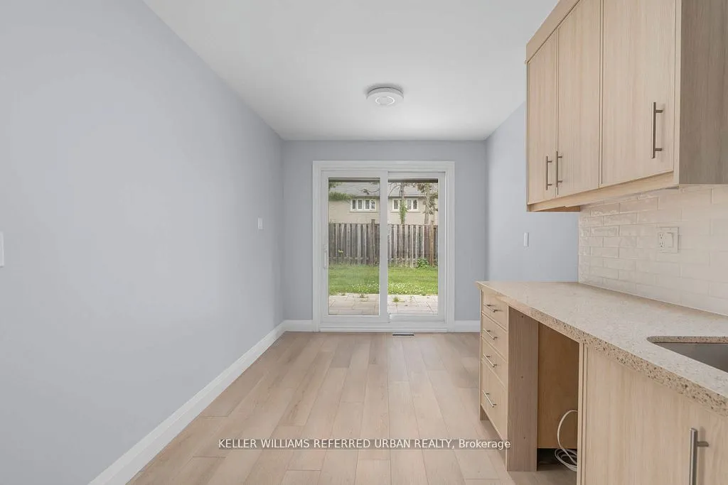 52 Masseygrove Crescent