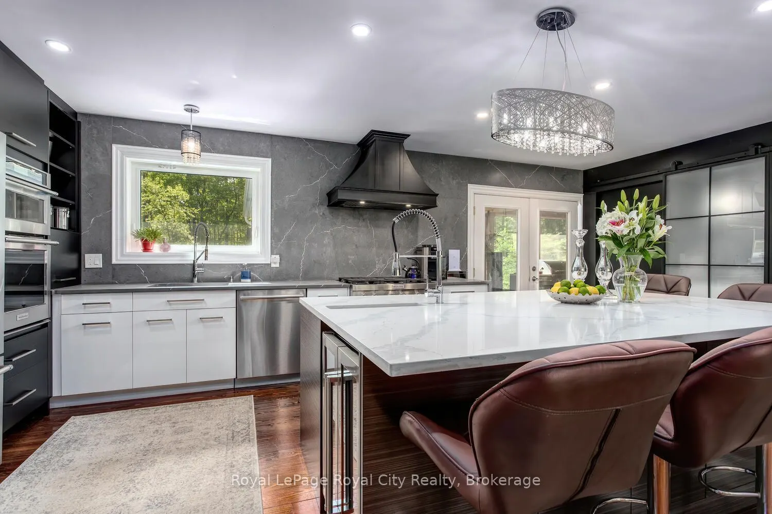 1158 Conservation Road E