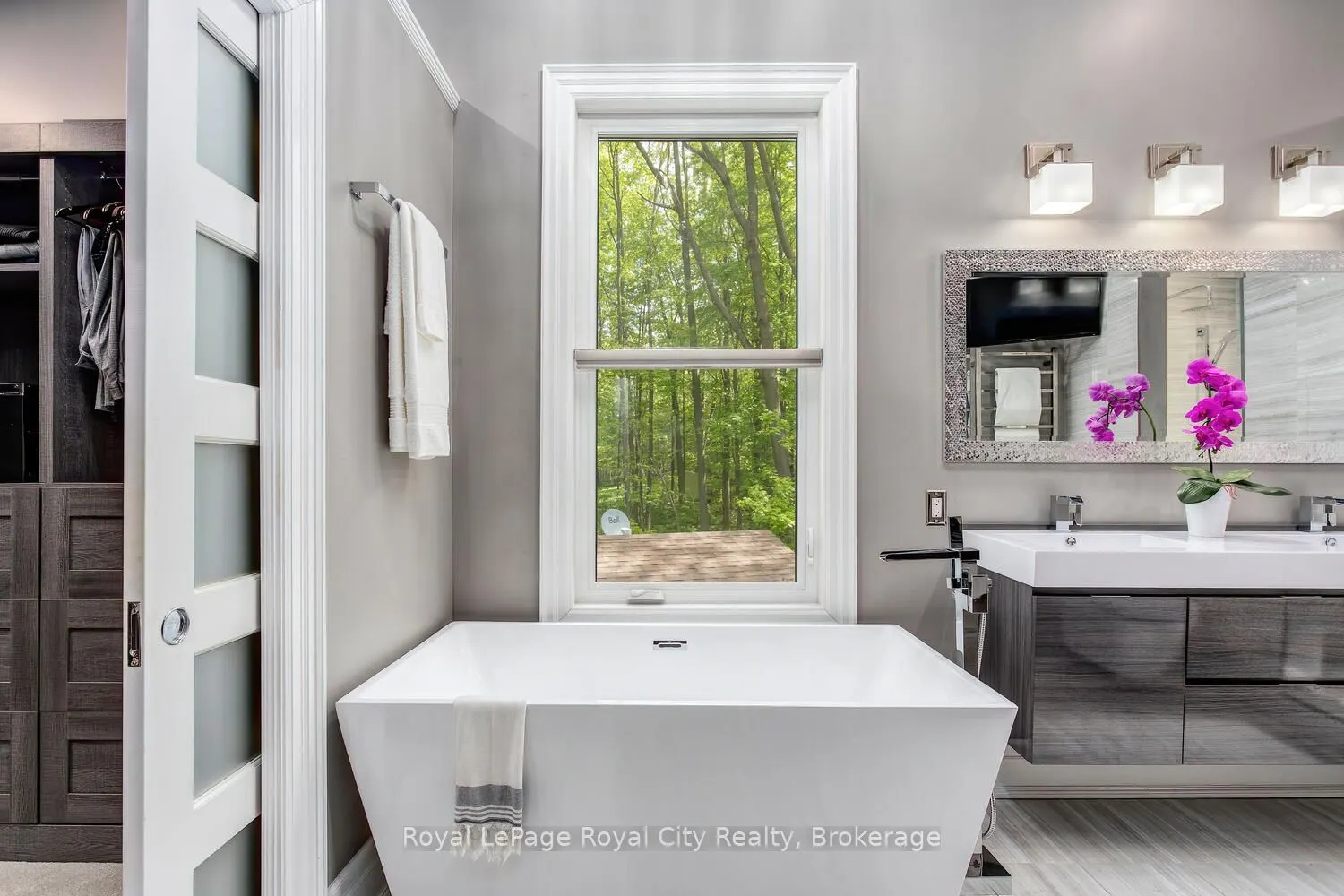 1158 Conservation Road E
