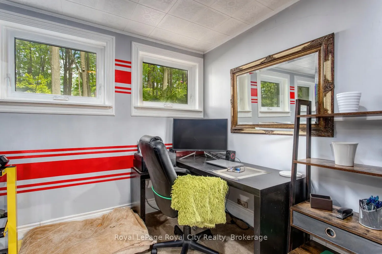 1158 Conservation Road E