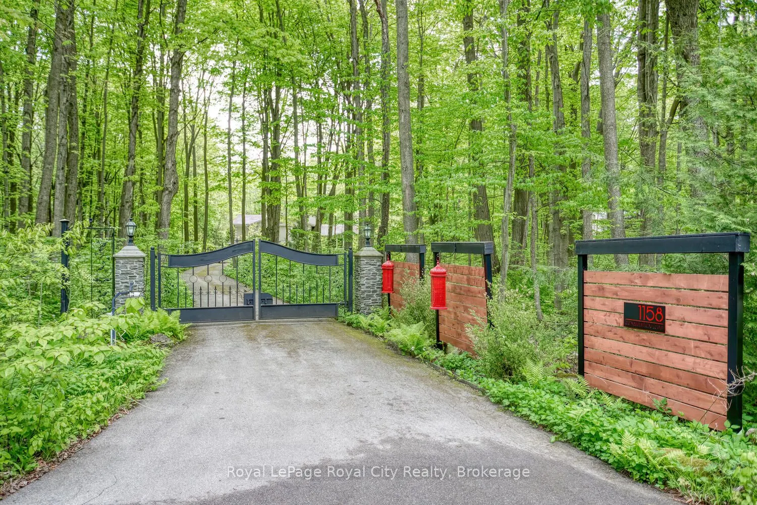 1158 Conservation Road E