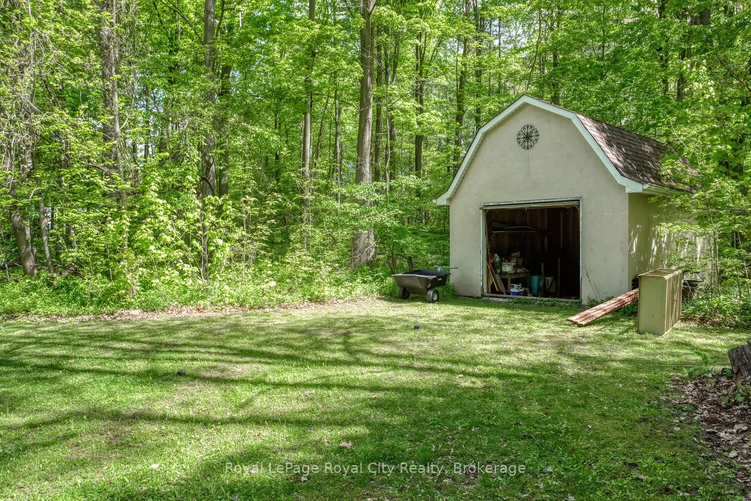 1158 Conservation Road E