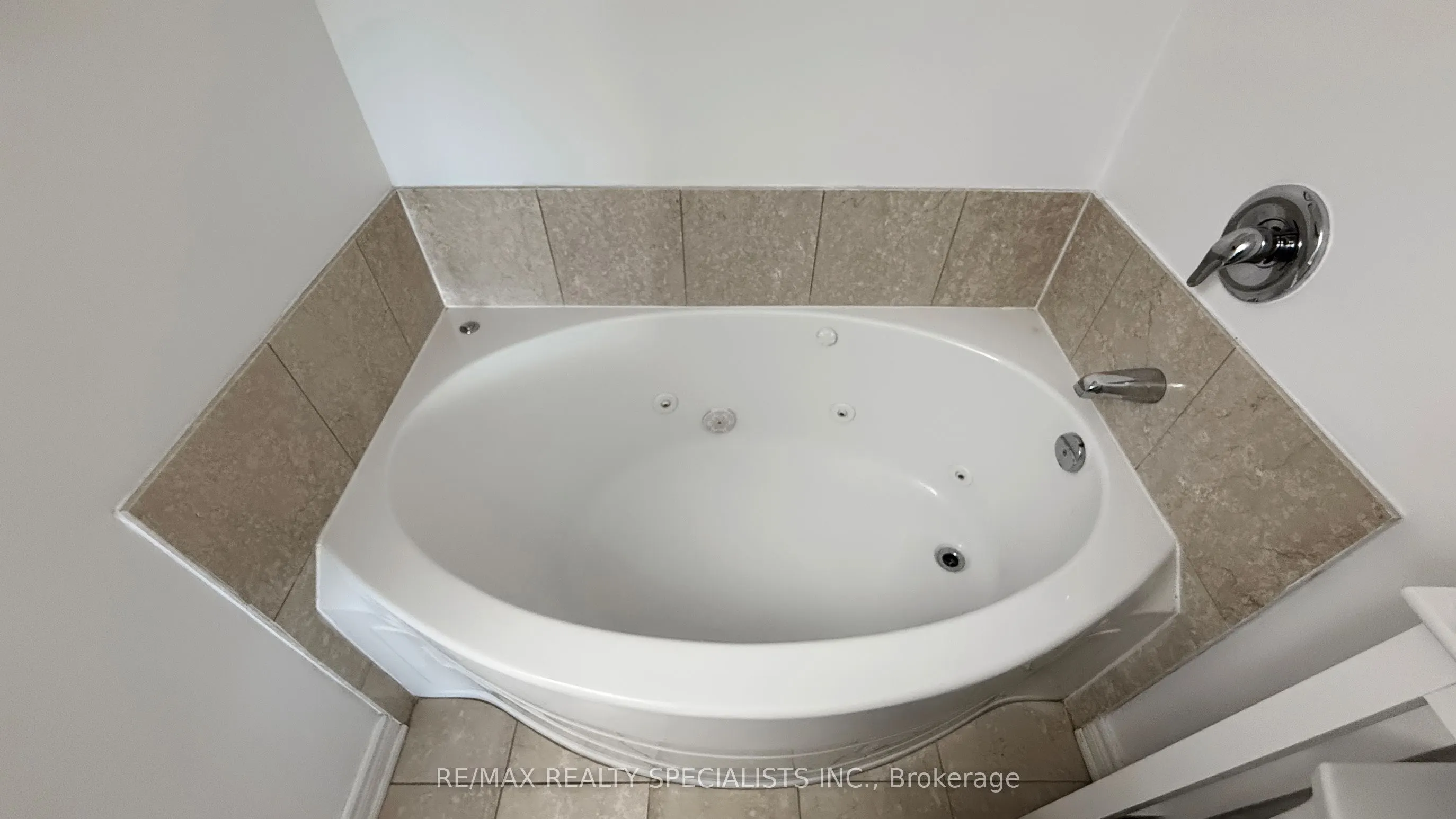 50 Old Mill Road, #608