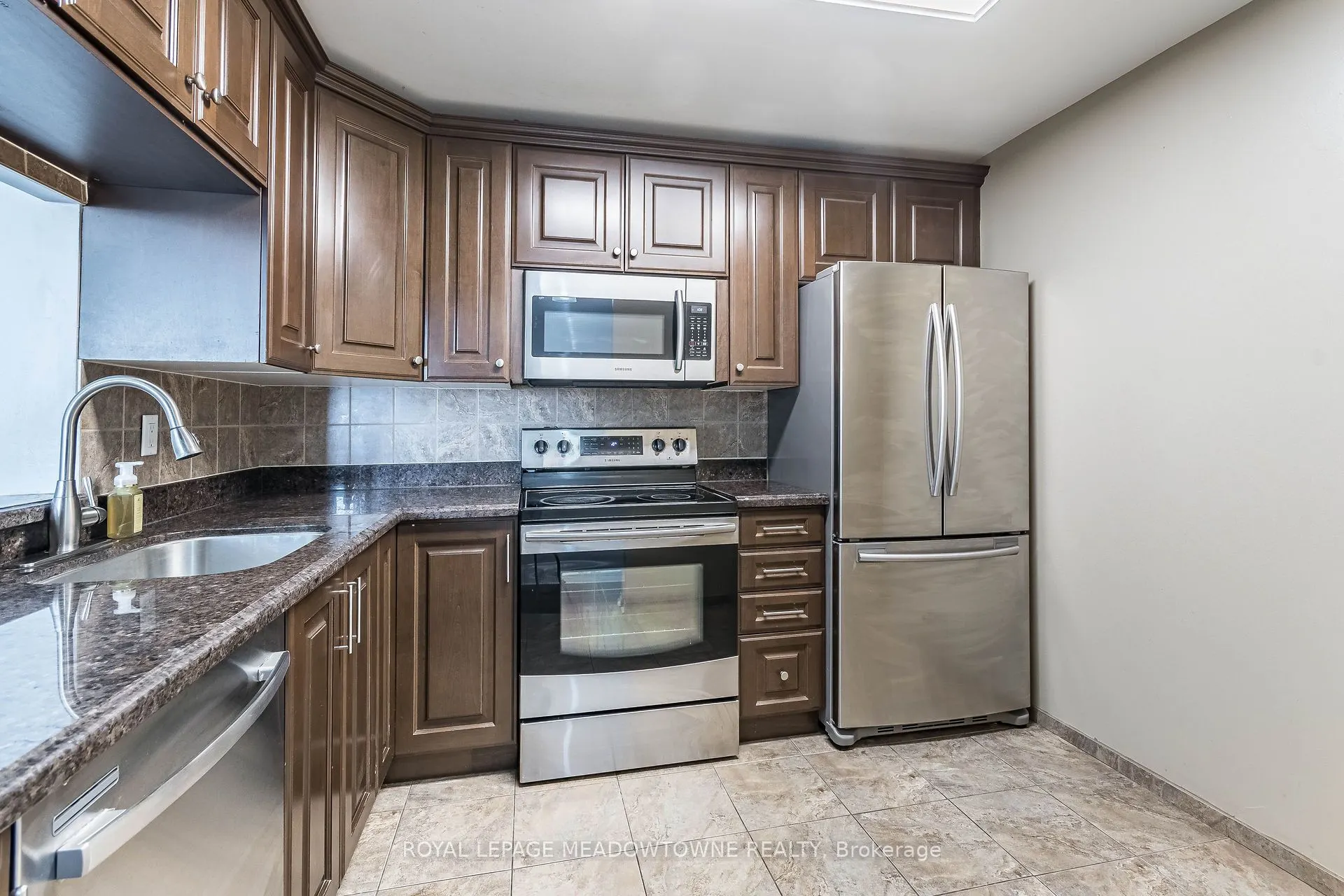 4205 Shipp Drive, #2106