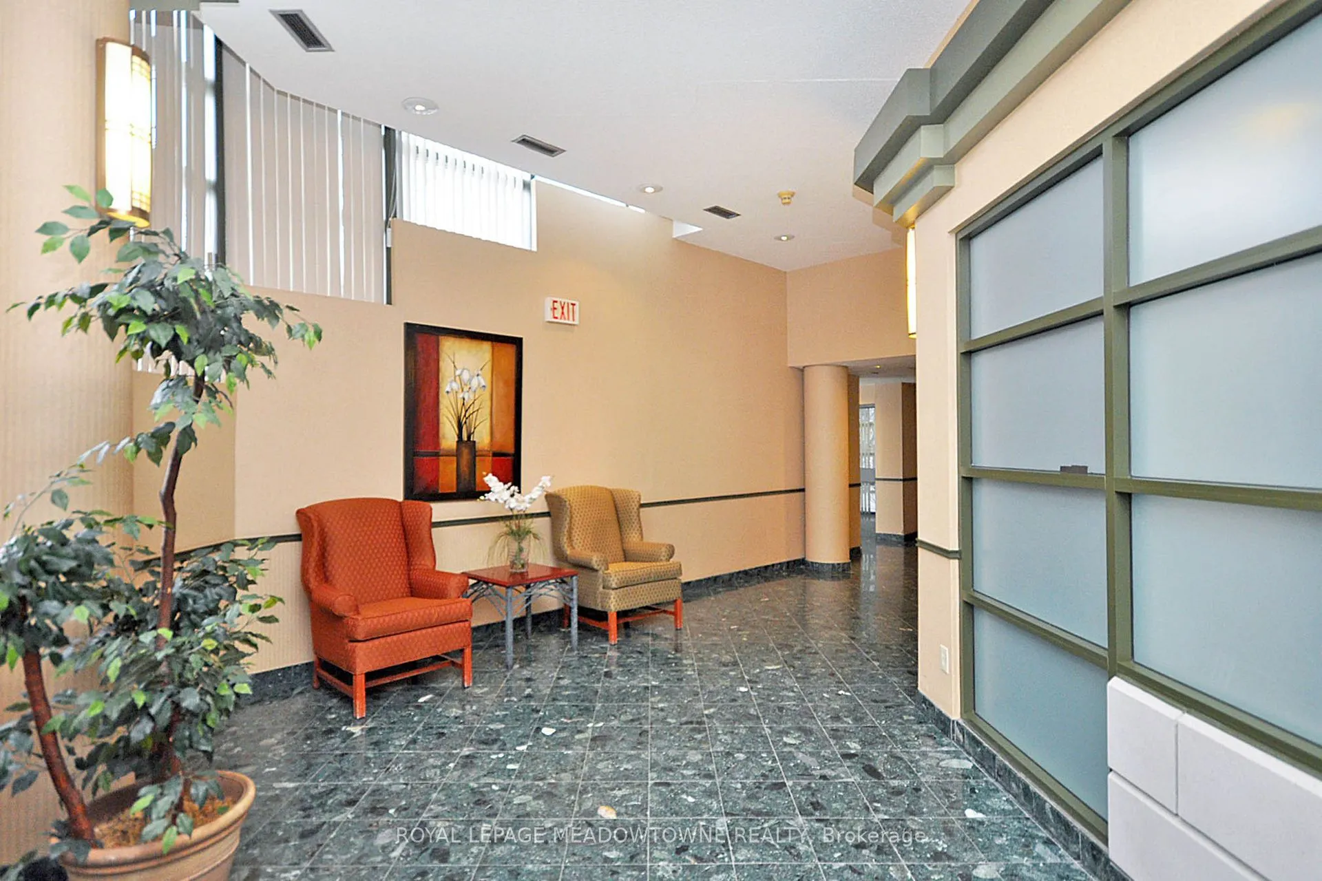 4205 Shipp Drive, #2106