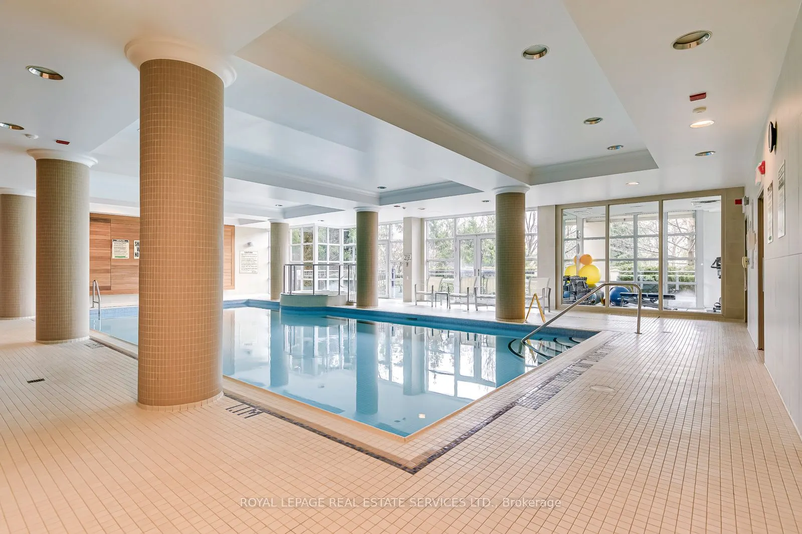 2855 Bloor Street W, #305