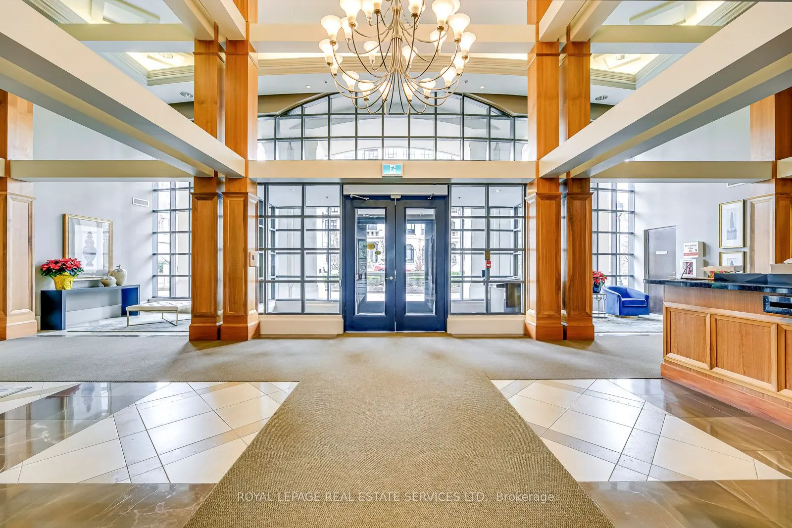 2855 Bloor Street W, #305
