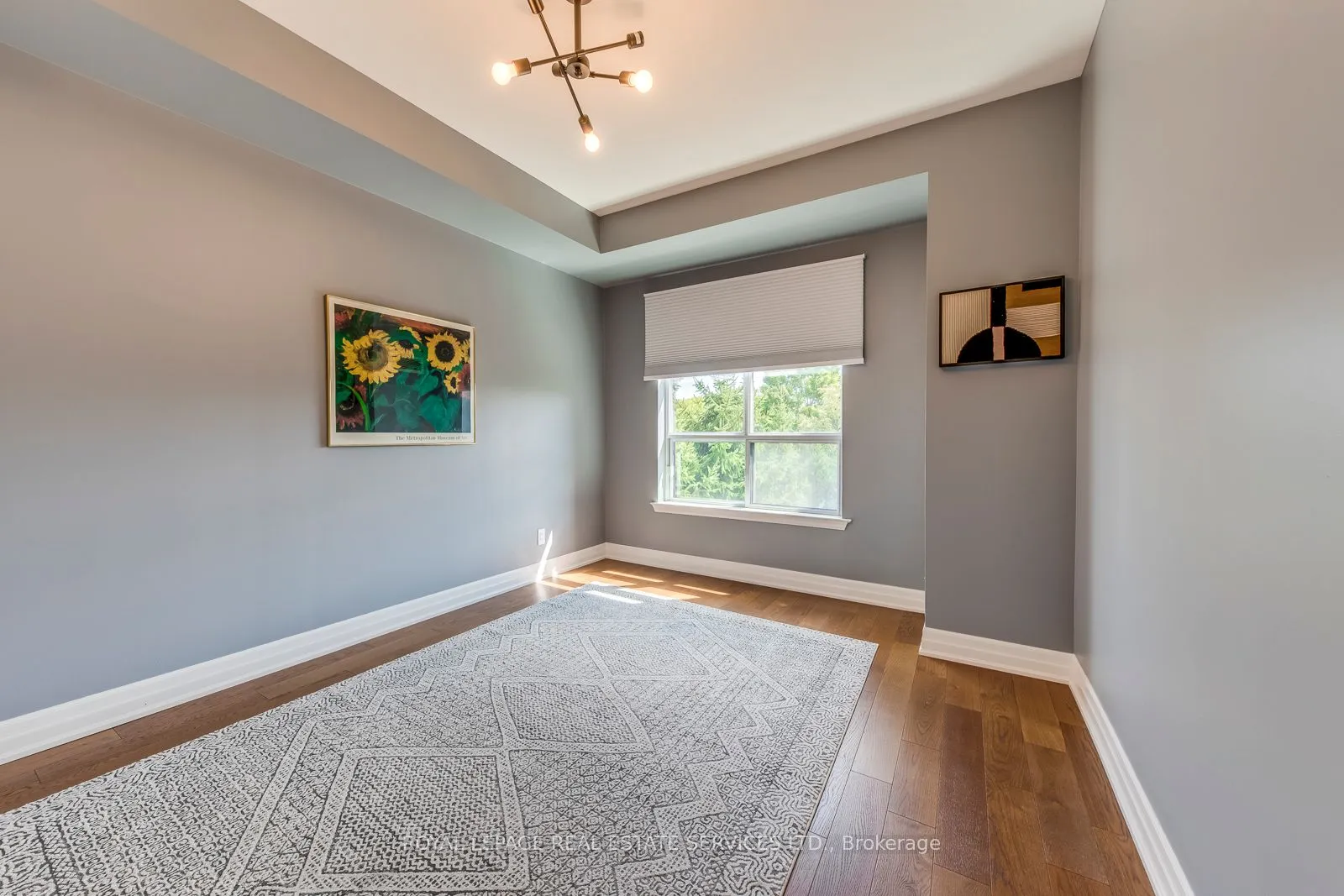 2855 Bloor Street W, #305