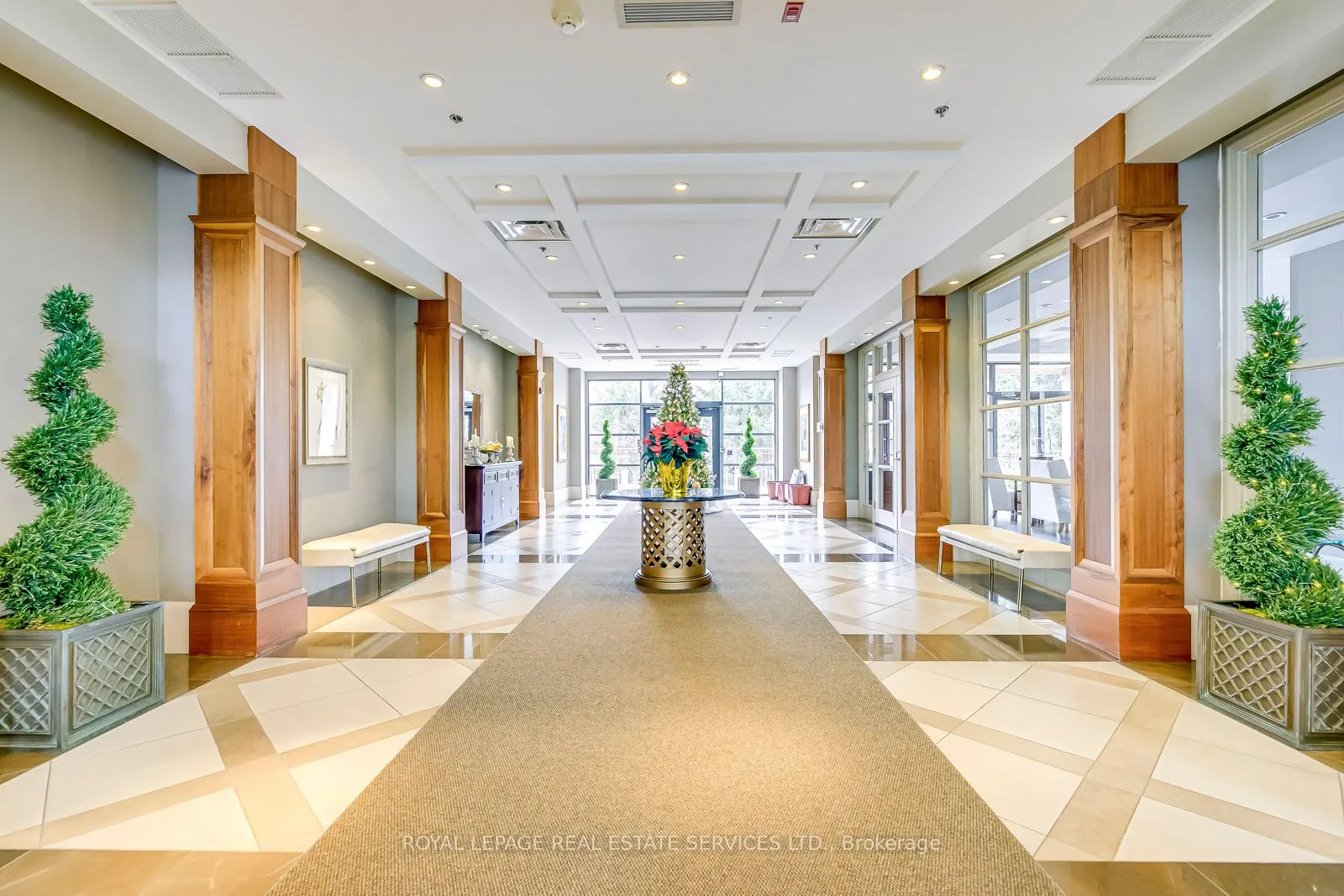 2855 Bloor Street W, #305